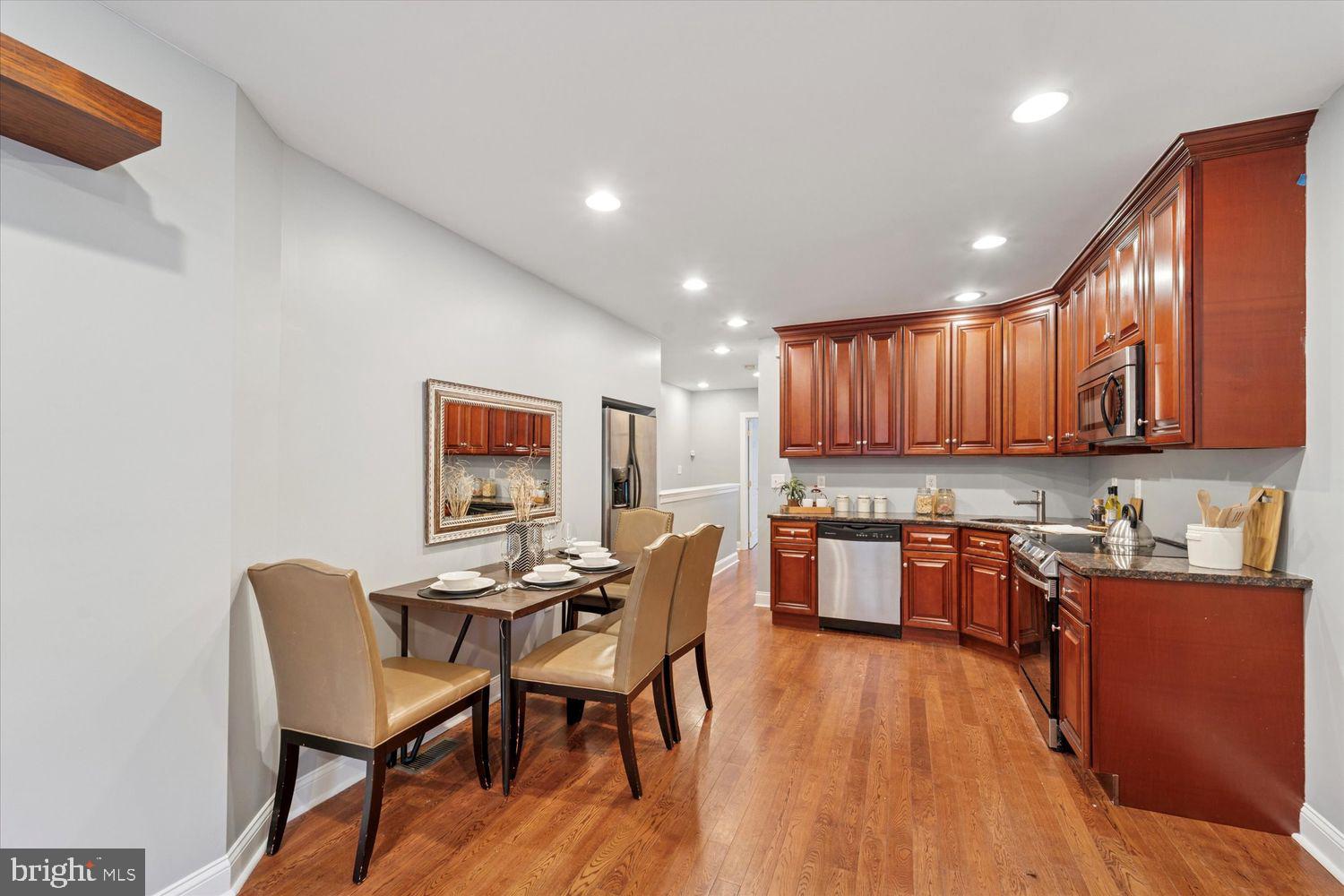 GRADUATE HOSPITAL - Residential