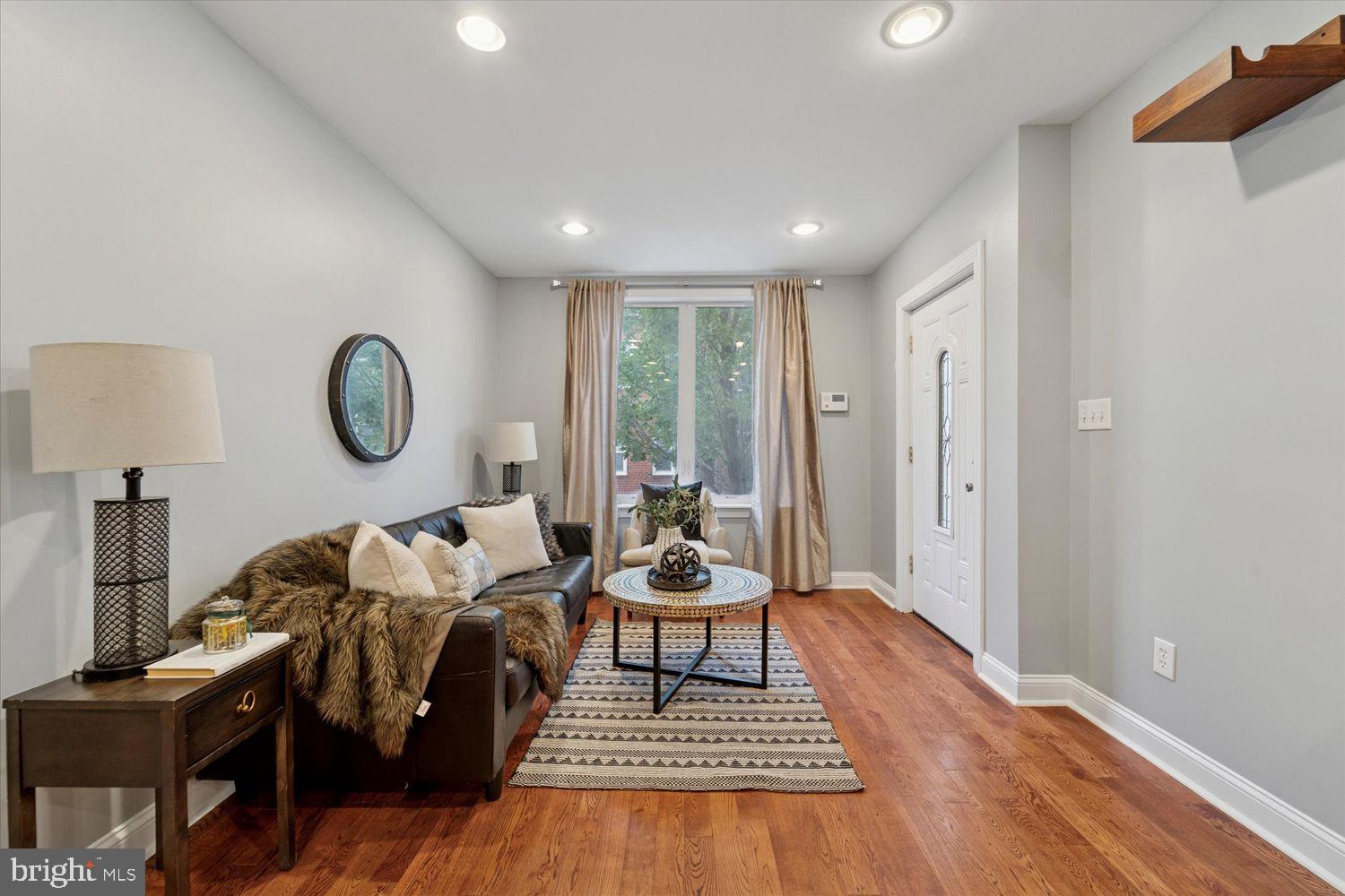 GRADUATE HOSPITAL - Residential