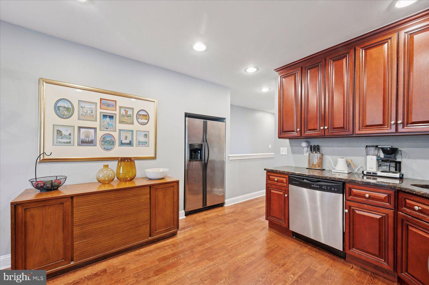 GRADUATE HOSPITAL - Residential