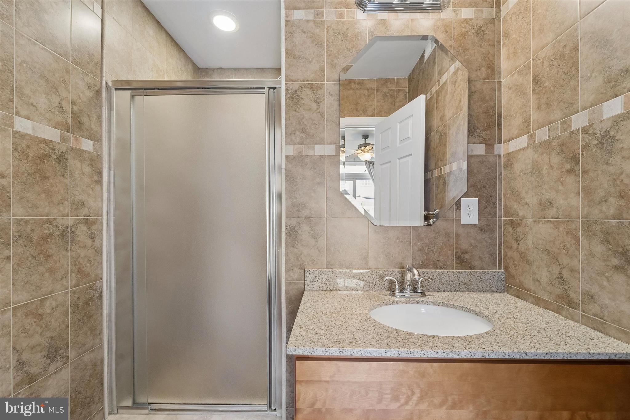 GRADUATE HOSPITAL - Residential