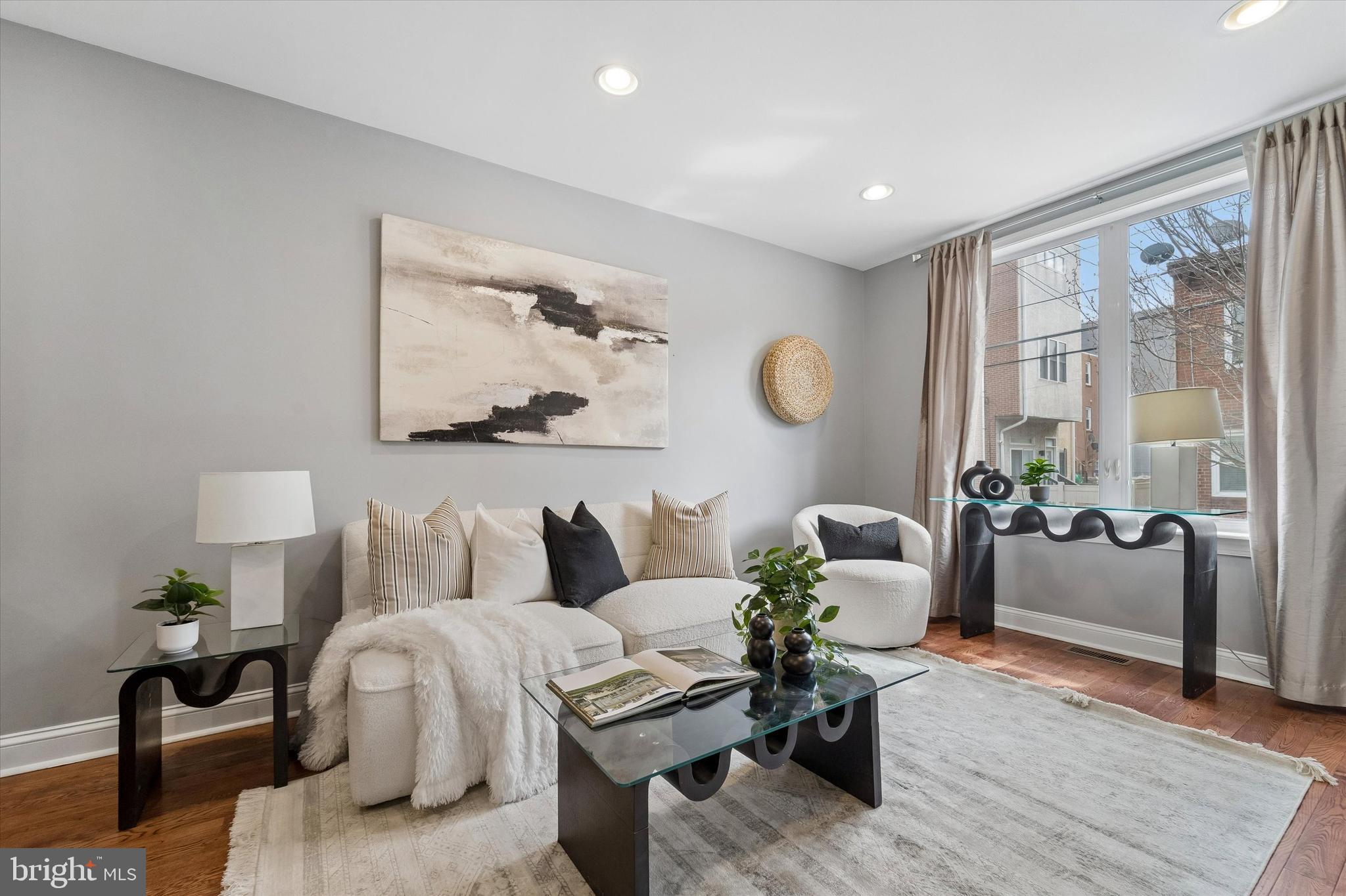 GRADUATE HOSPITAL - Residential