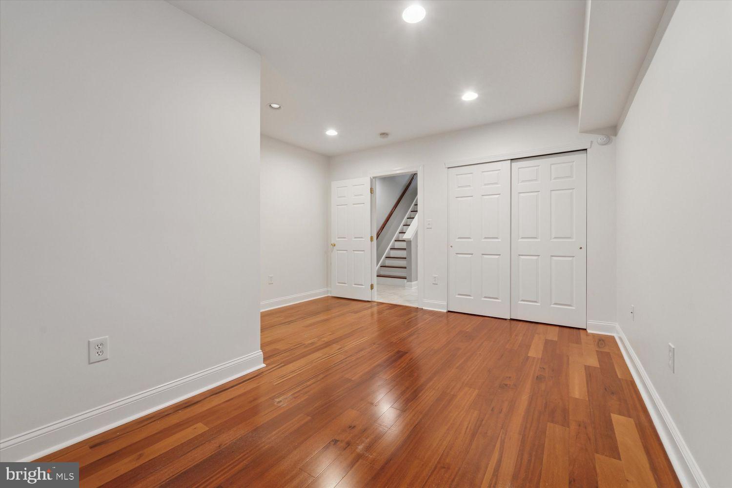 GRADUATE HOSPITAL - Residential