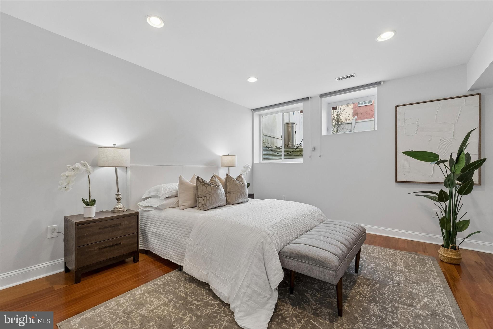 GRADUATE HOSPITAL - Residential