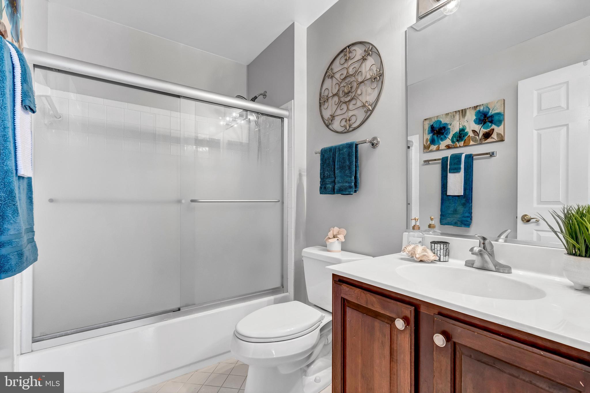 KENTLANDS RIDGE - Residential