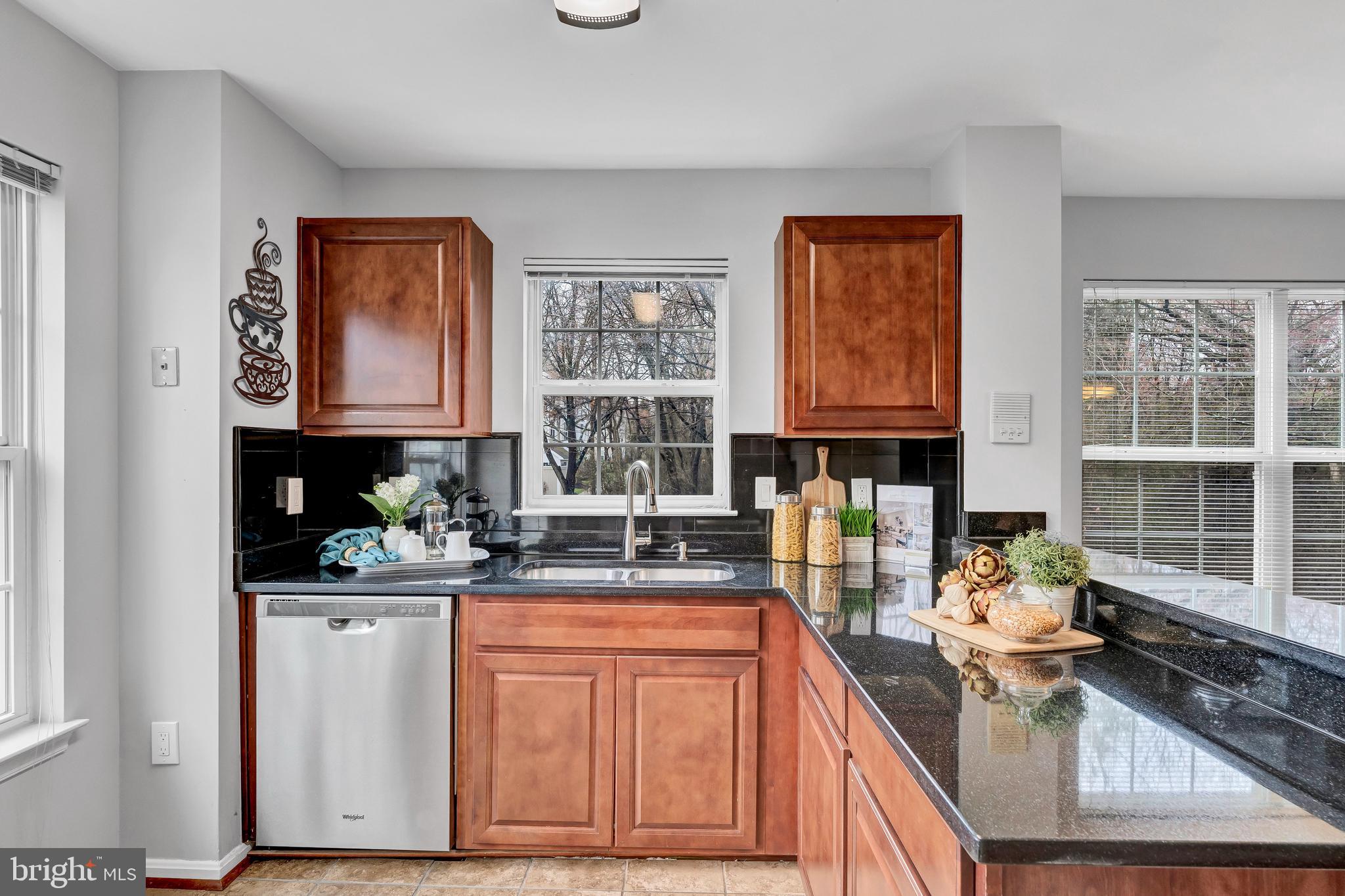 KENTLANDS RIDGE - Residential