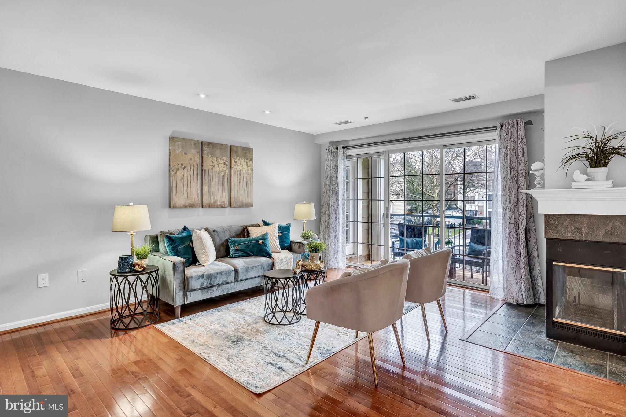 KENTLANDS RIDGE - Residential