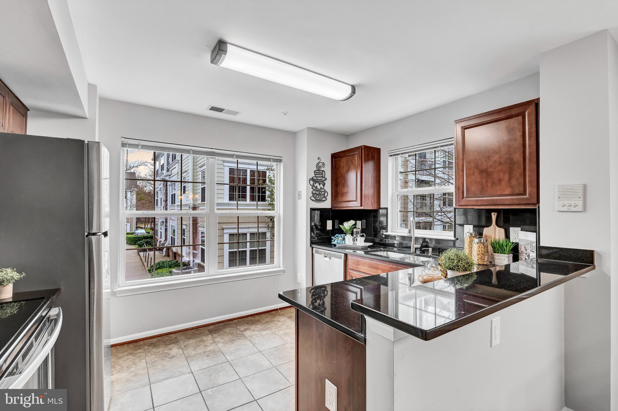 KENTLANDS RIDGE - Residential