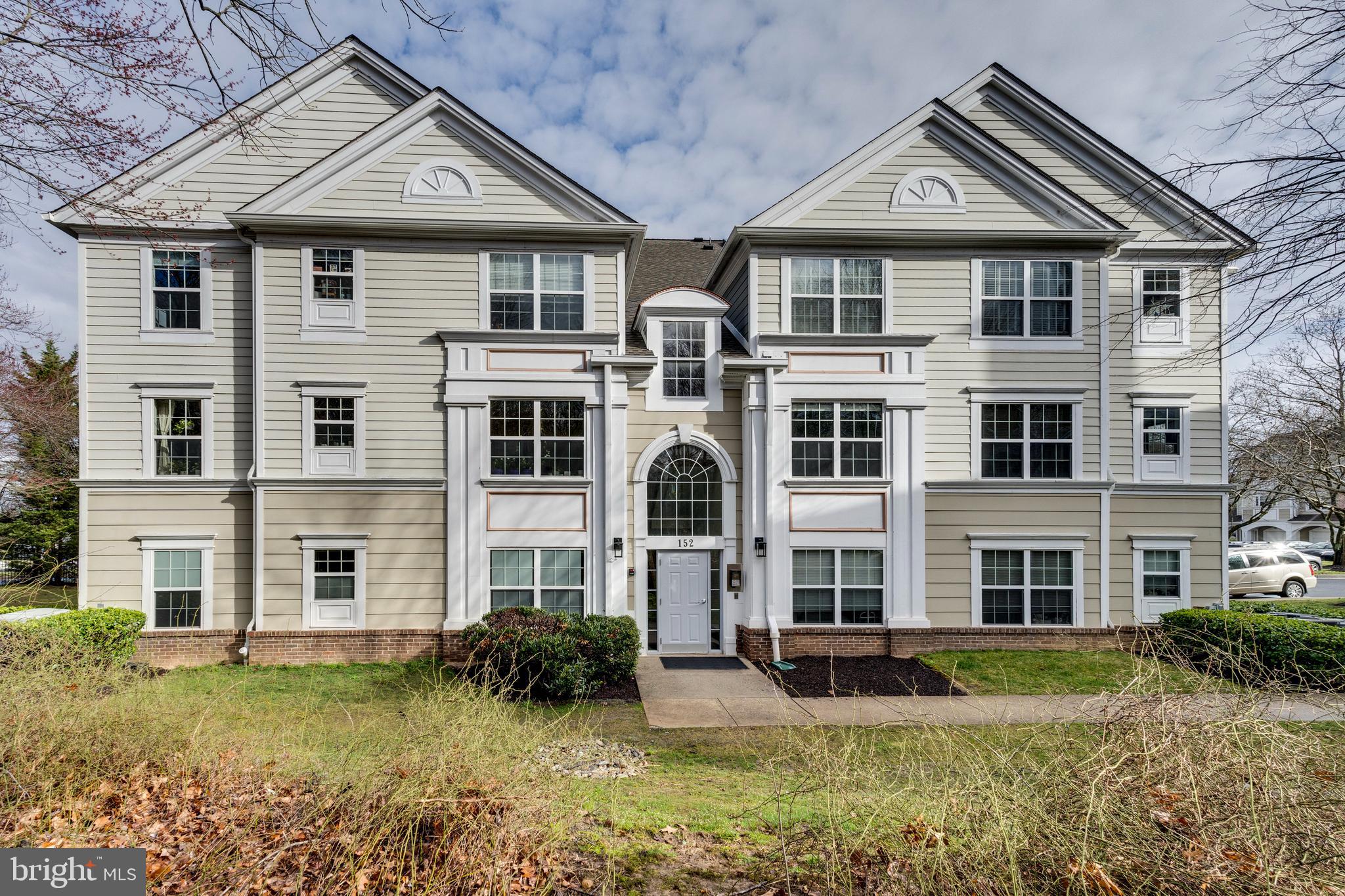 KENTLANDS RIDGE - Residential