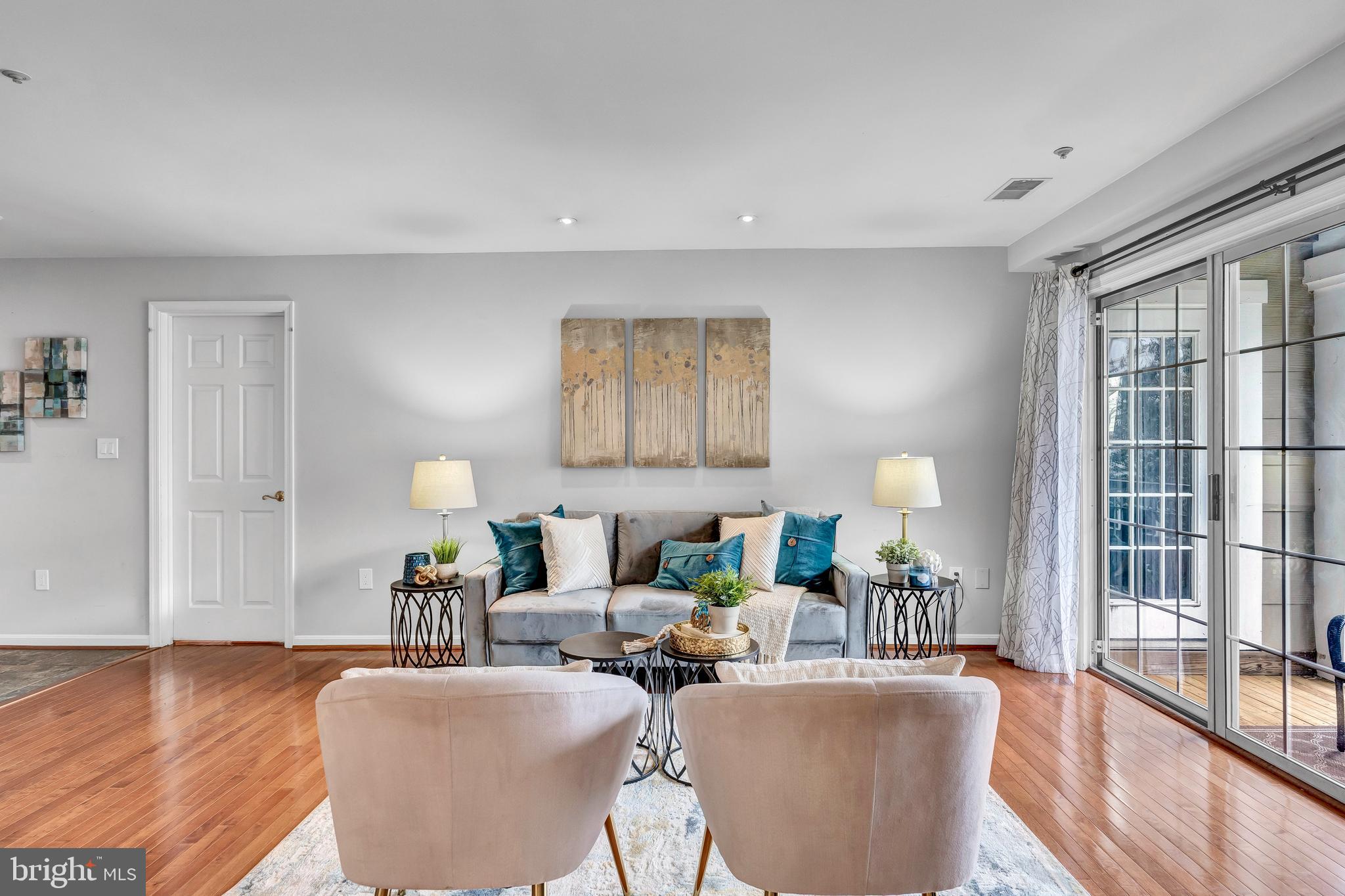 KENTLANDS RIDGE - Residential