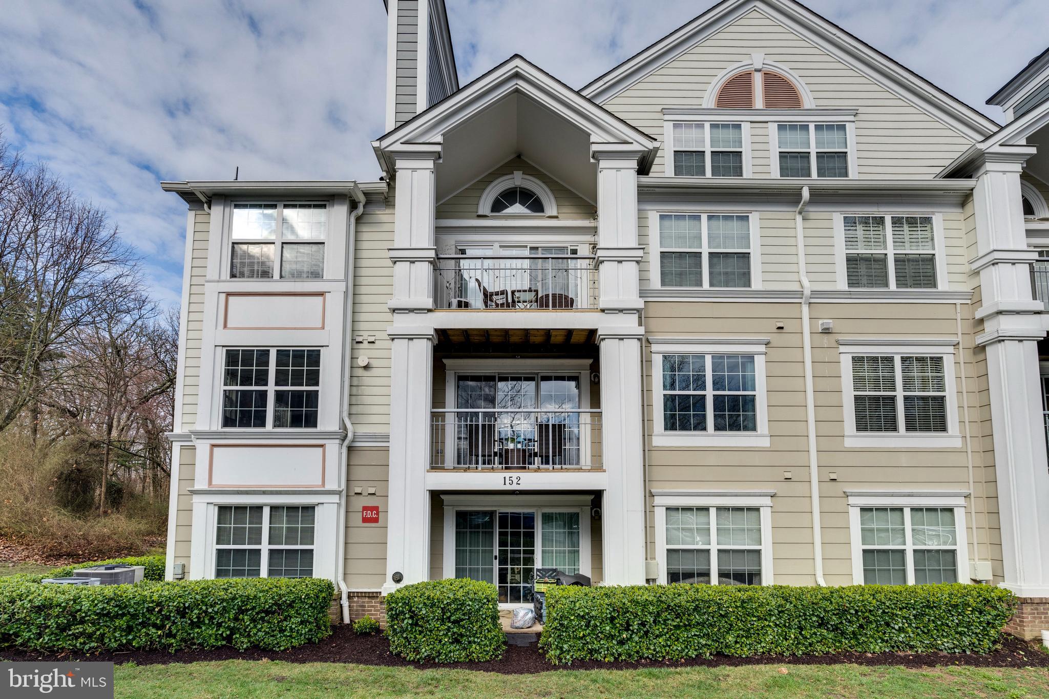 KENTLANDS RIDGE - Residential