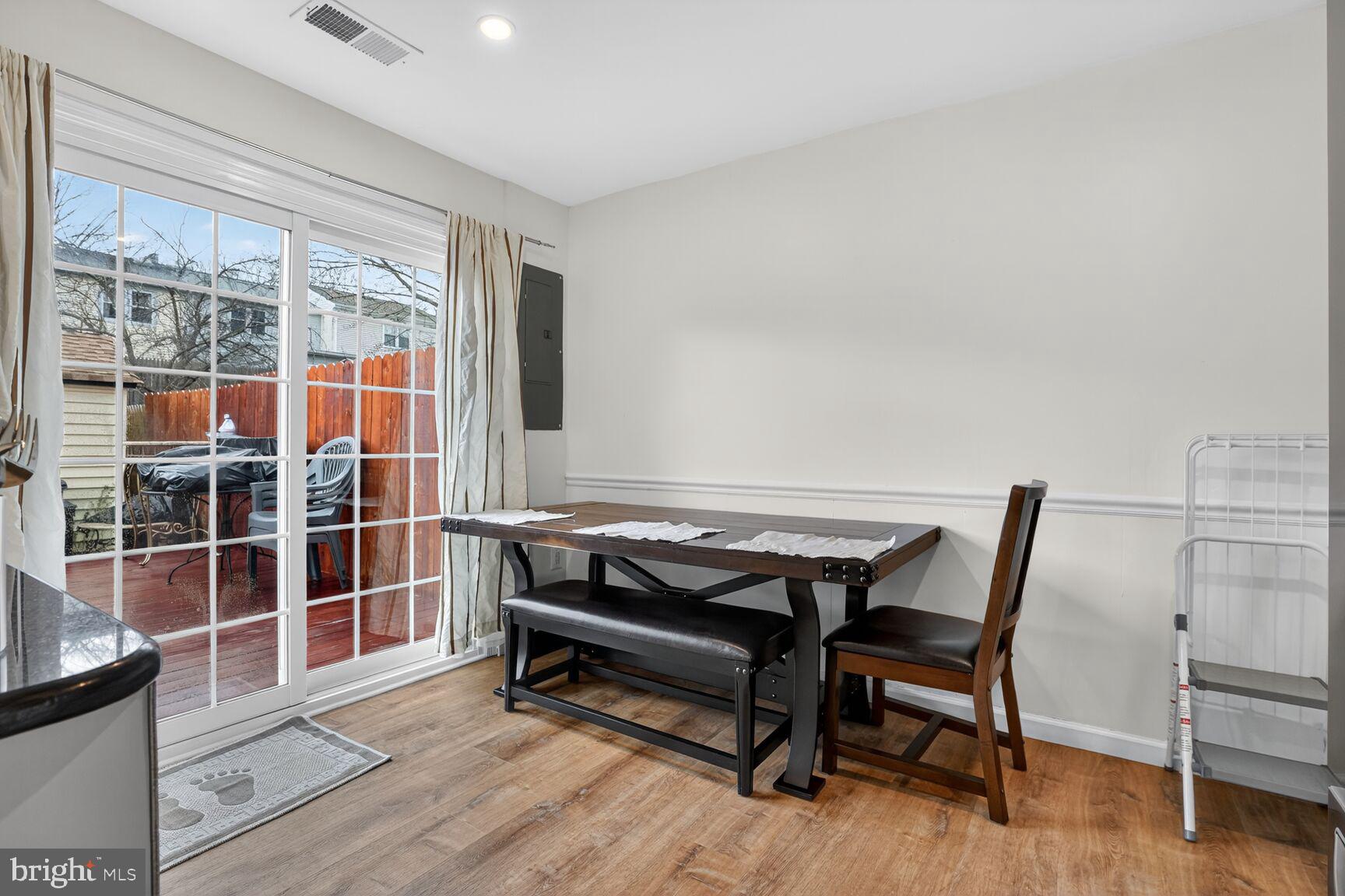 12306 WOODLAWN COURT