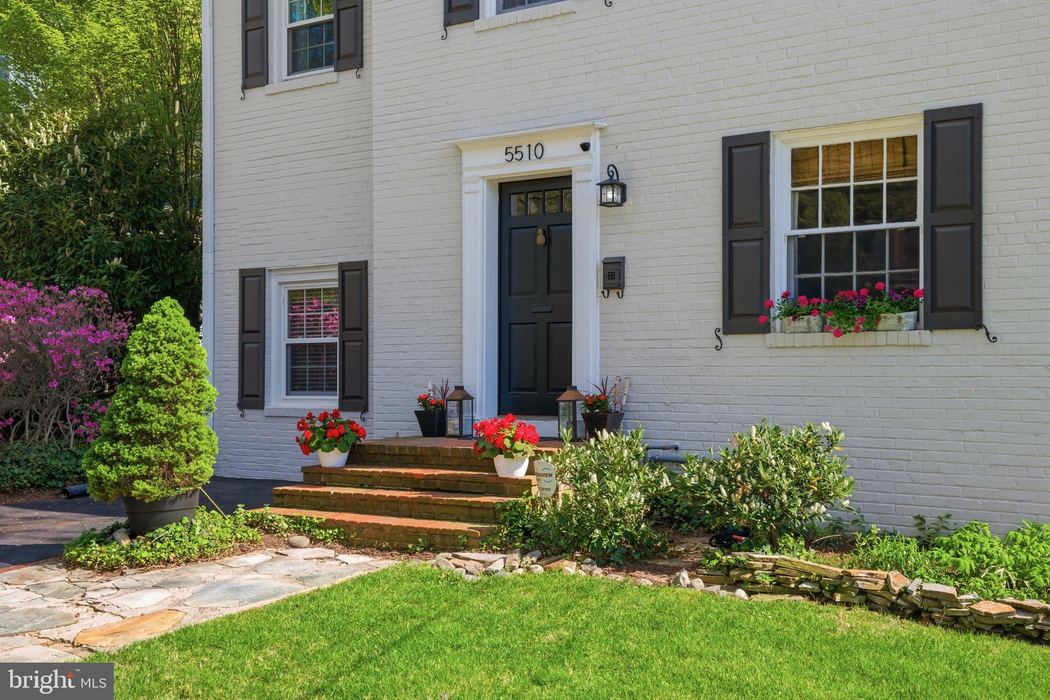 5510 ROOSEVELT STREET