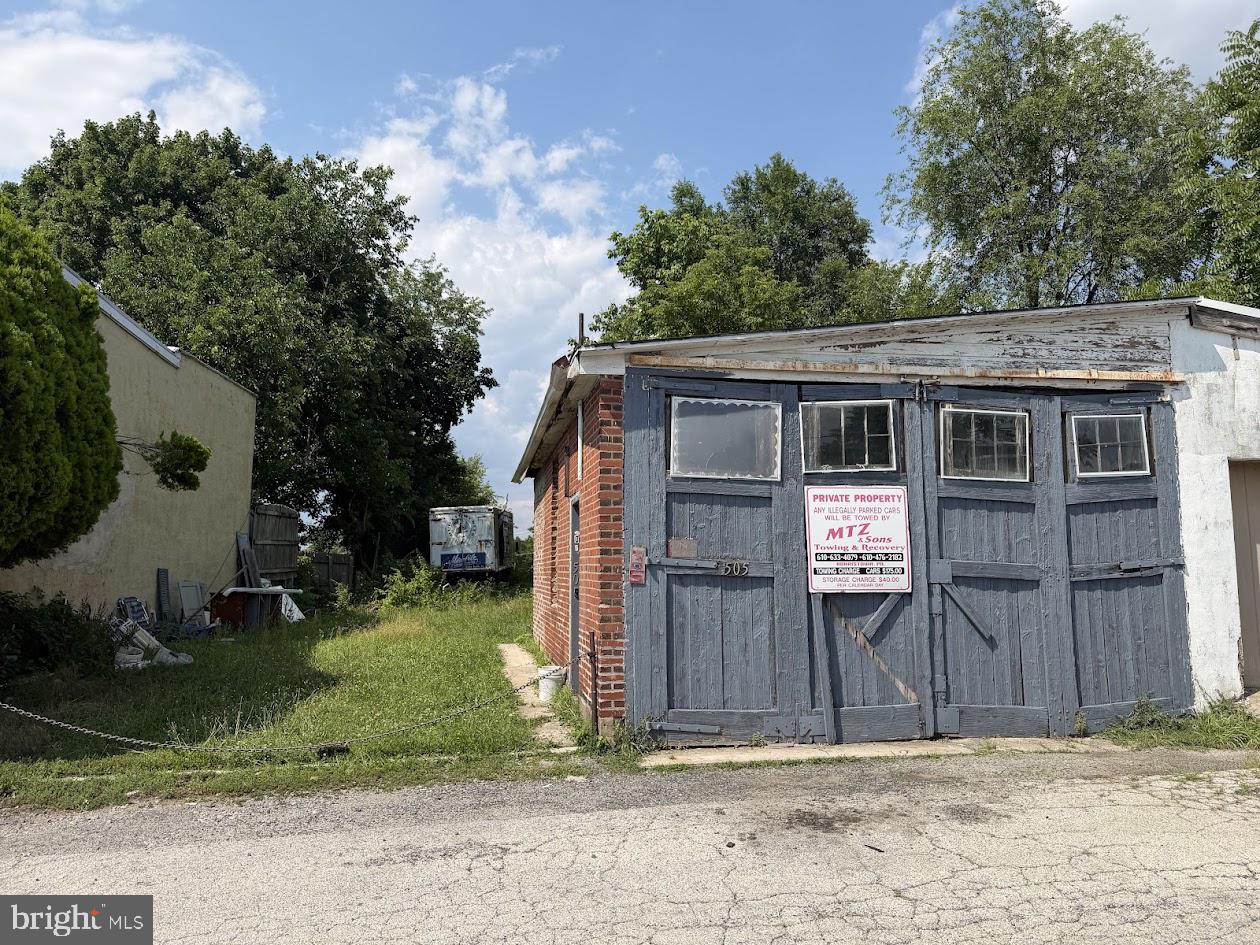 505 CHESTNUT ALY