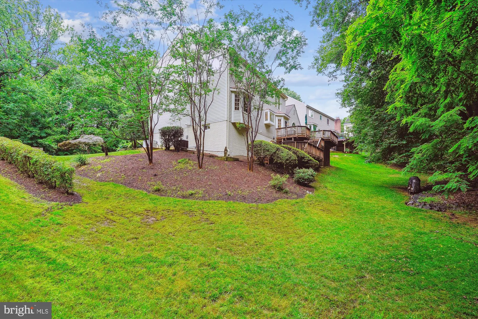 Springfield, Virginia 22152, United States, 4 Bedrooms Bedrooms, ,4 BathroomsBathrooms,Residential,Pending,151635