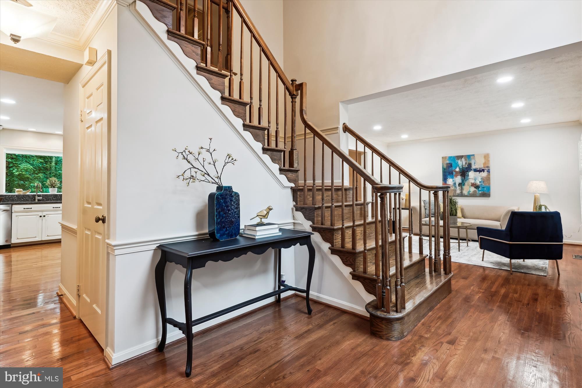 7936 LOBELIA LN
