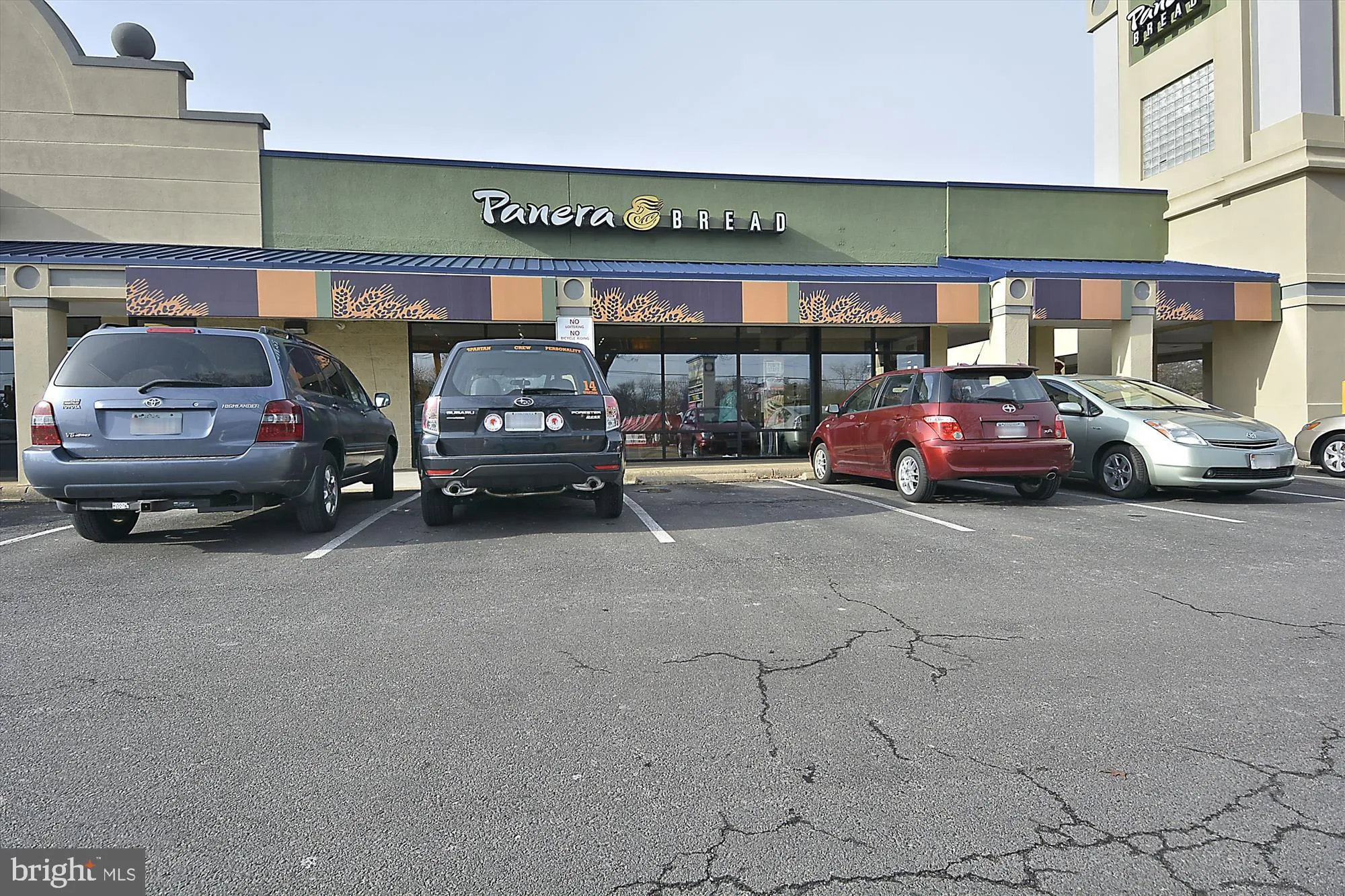 Springfield, Virginia 22152, United States, 4 Bedrooms Bedrooms, ,4 BathroomsBathrooms,Residential,Pending,151635