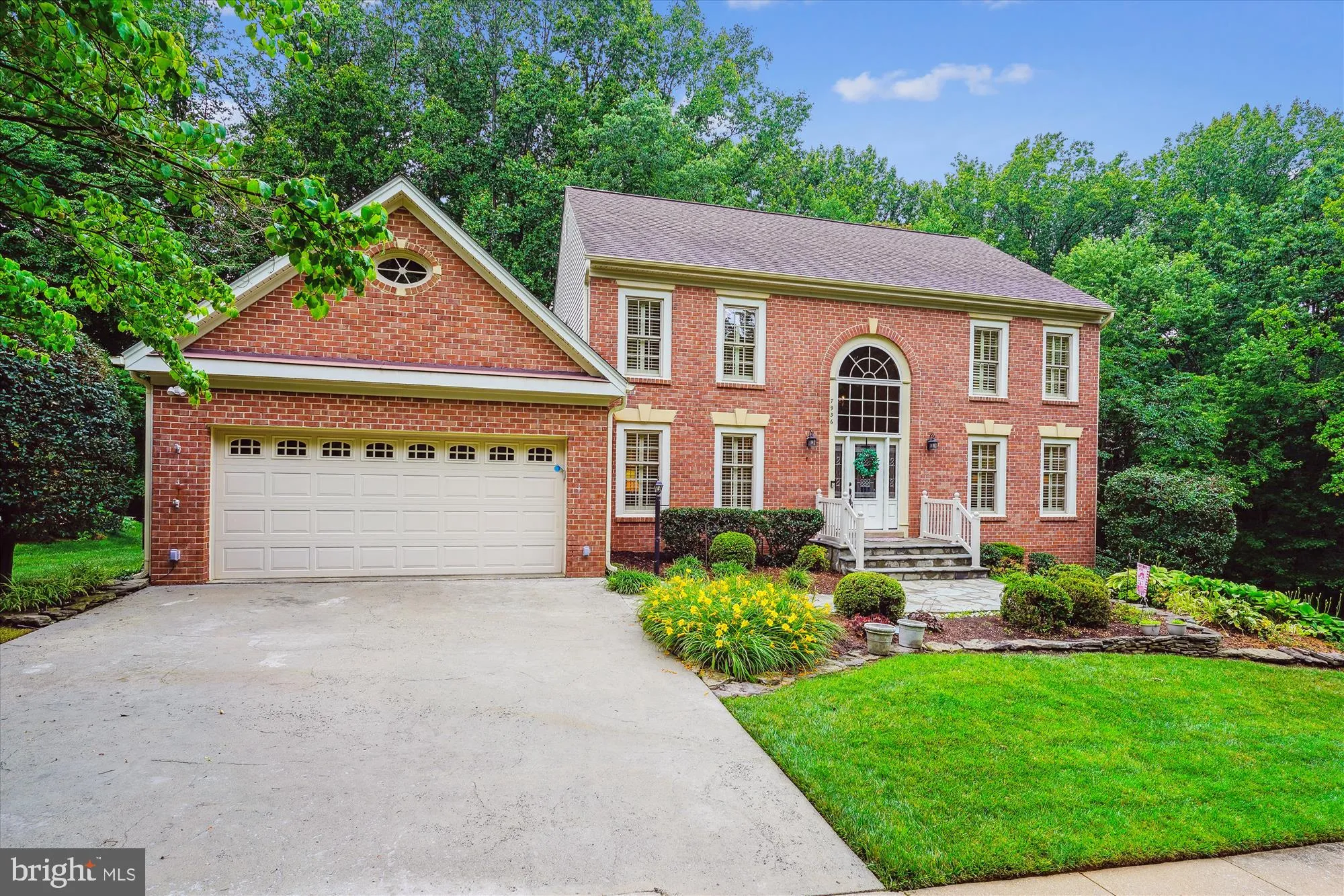 Springfield, Virginia 22152, United States, 4 Bedrooms Bedrooms, ,4 BathroomsBathrooms,Residential,Pending,151635