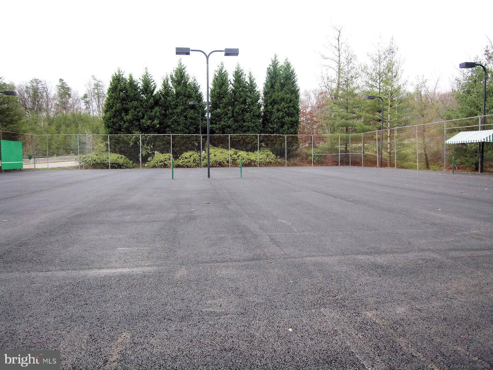 Springfield, Virginia 22152, United States, 4 Bedrooms Bedrooms, ,4 BathroomsBathrooms,Residential,Pending,151635