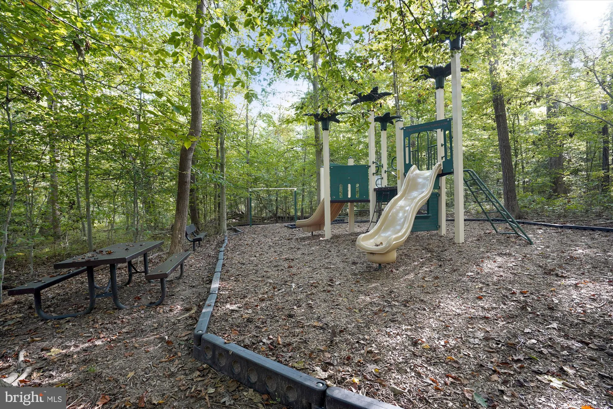 Springfield, Virginia 22152, United States, 4 Bedrooms Bedrooms, ,4 BathroomsBathrooms,Residential,Pending,151635