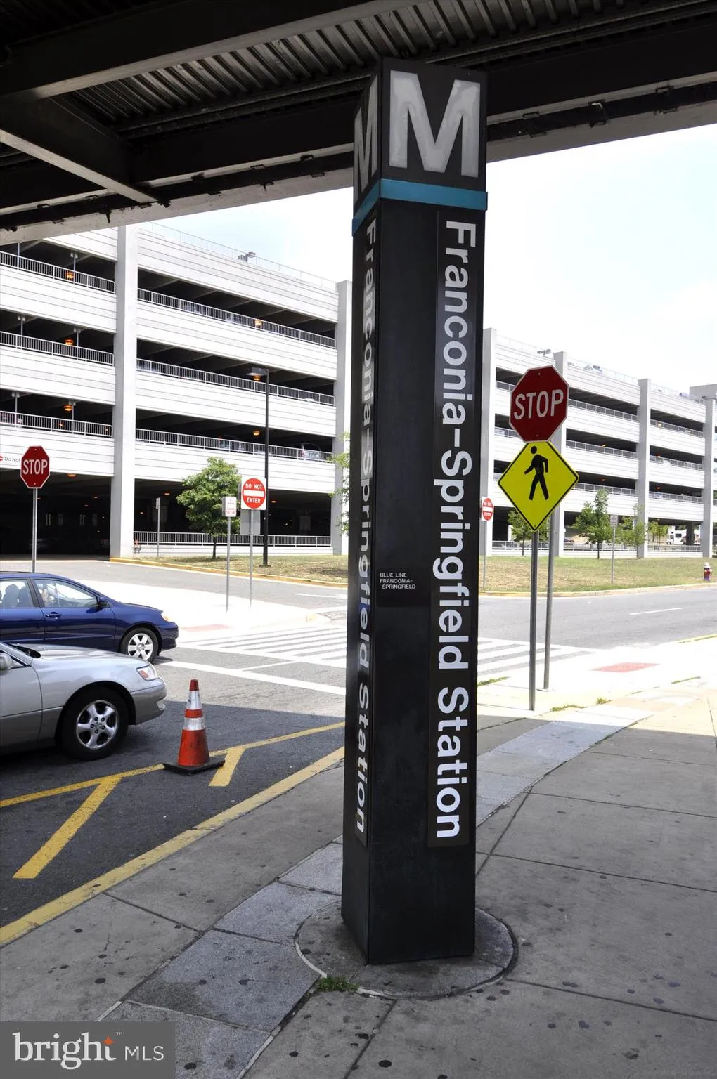 Springfield, Virginia 22152, United States, 4 Bedrooms Bedrooms, ,4 BathroomsBathrooms,Residential,Pending,151635