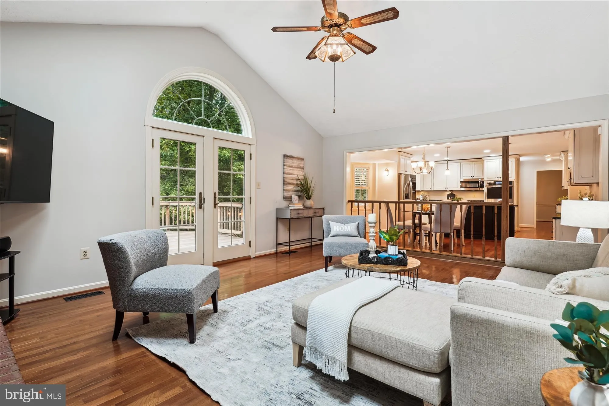 Springfield, Virginia 22152, United States, 4 Bedrooms Bedrooms, ,4 BathroomsBathrooms,Residential,Pending,151635