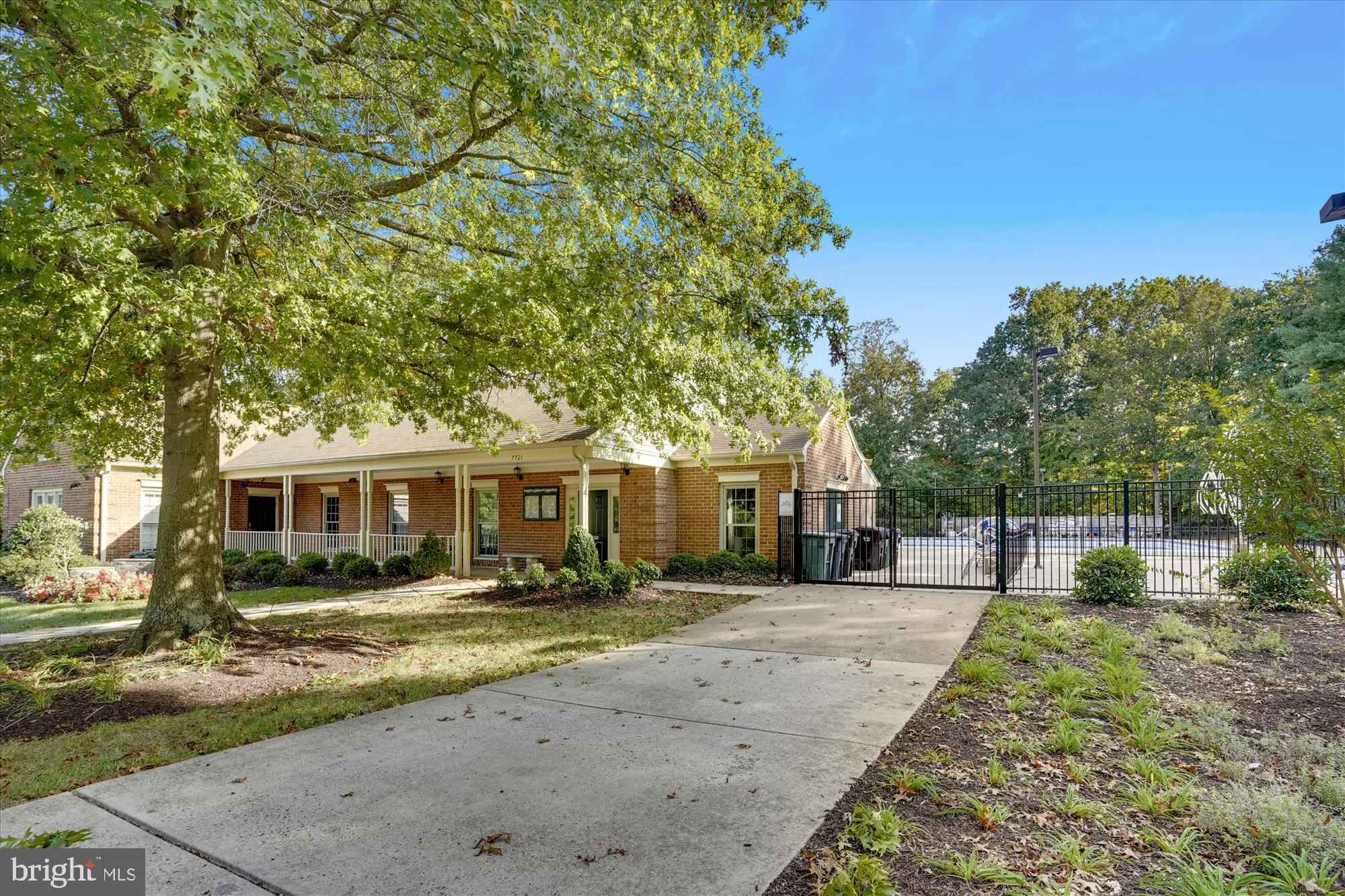 Springfield, Virginia 22152, United States, 4 Bedrooms Bedrooms, ,4 BathroomsBathrooms,Residential,Pending,151635