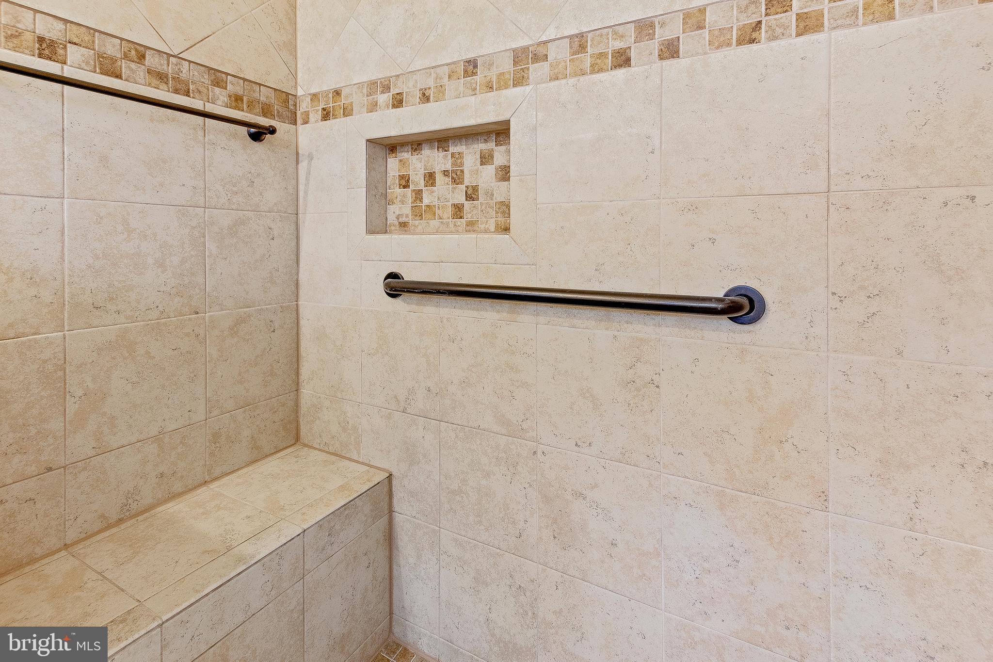 SHADY HILL FARMS - Residential