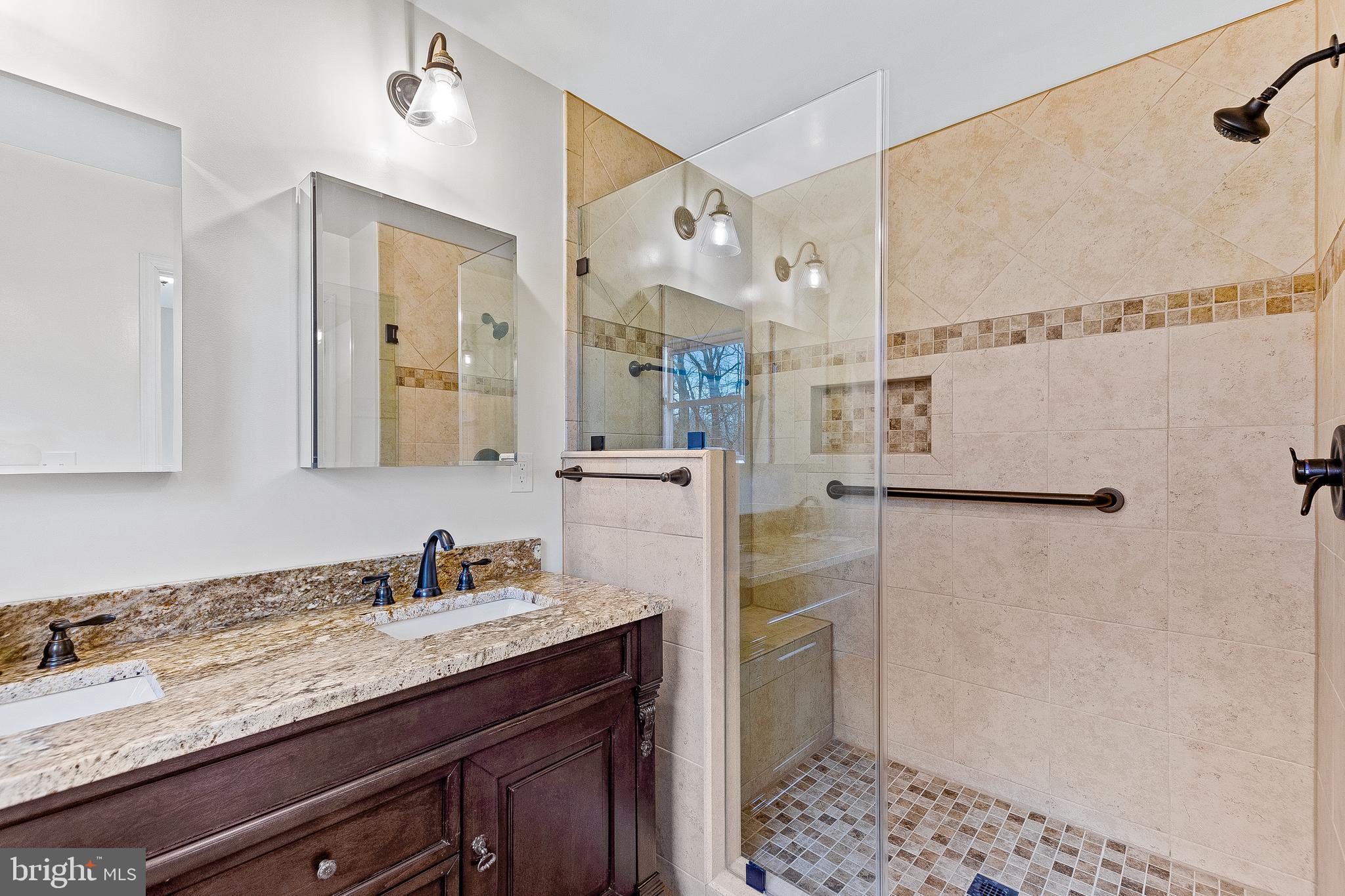 SHADY HILL FARMS - Residential