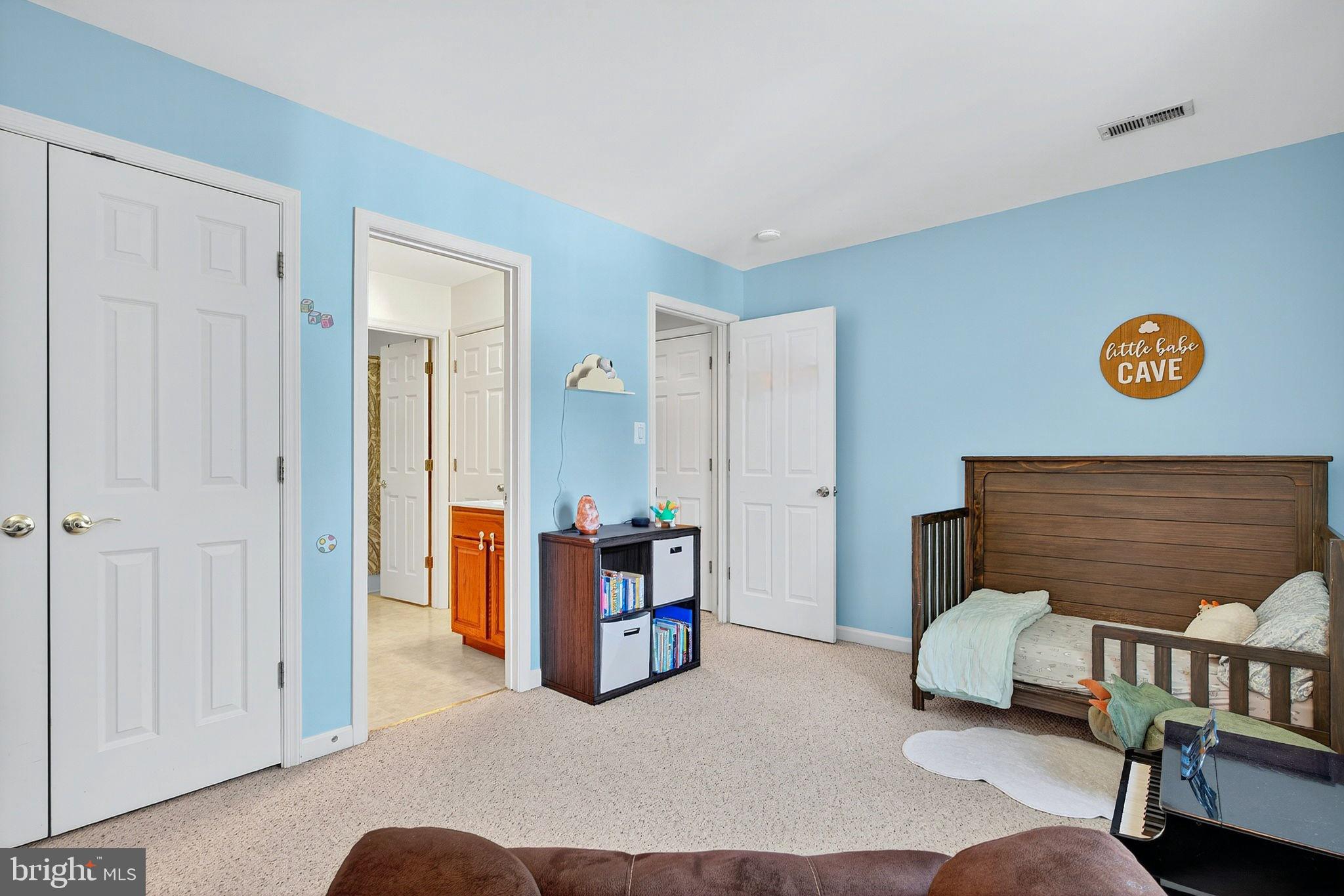 MILLS POND - Residential