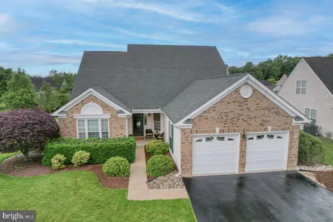73 Springmill Drive, Middletown, DE MLS: DENC2082276