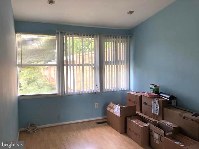 FAIRFAX HERITAGE - Residential