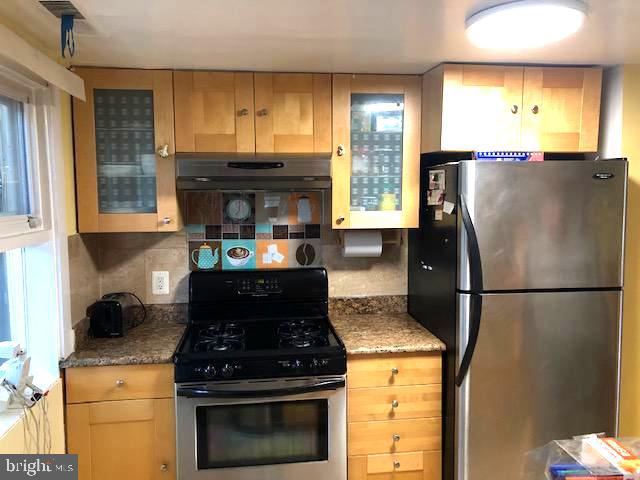 FAIRFAX HERITAGE - Residential