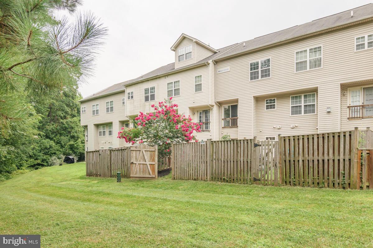 CHAPLINE PLACE - Residential