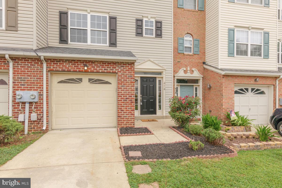 CHAPLINE PLACE - Residential