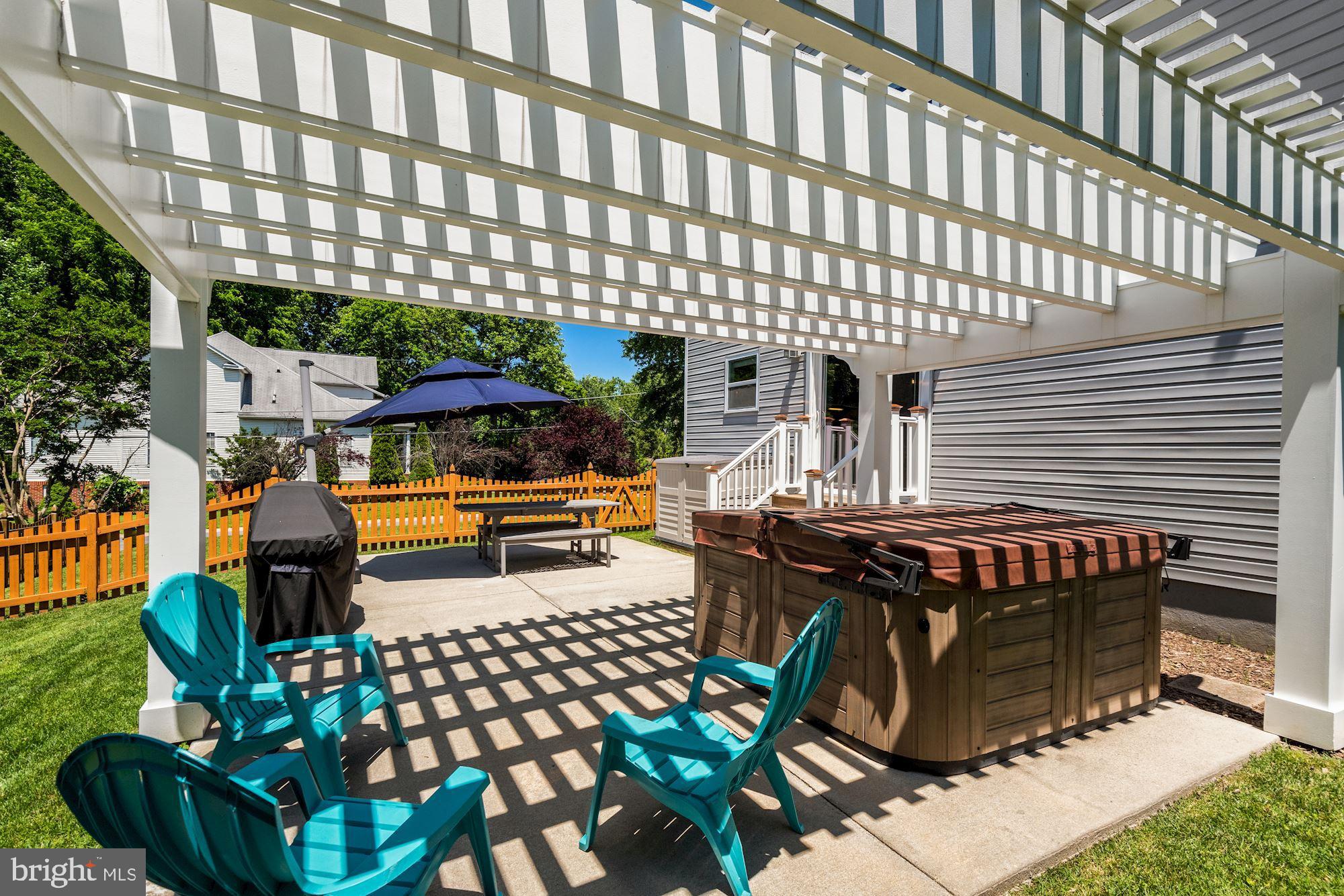 WEST END PARK - Residential