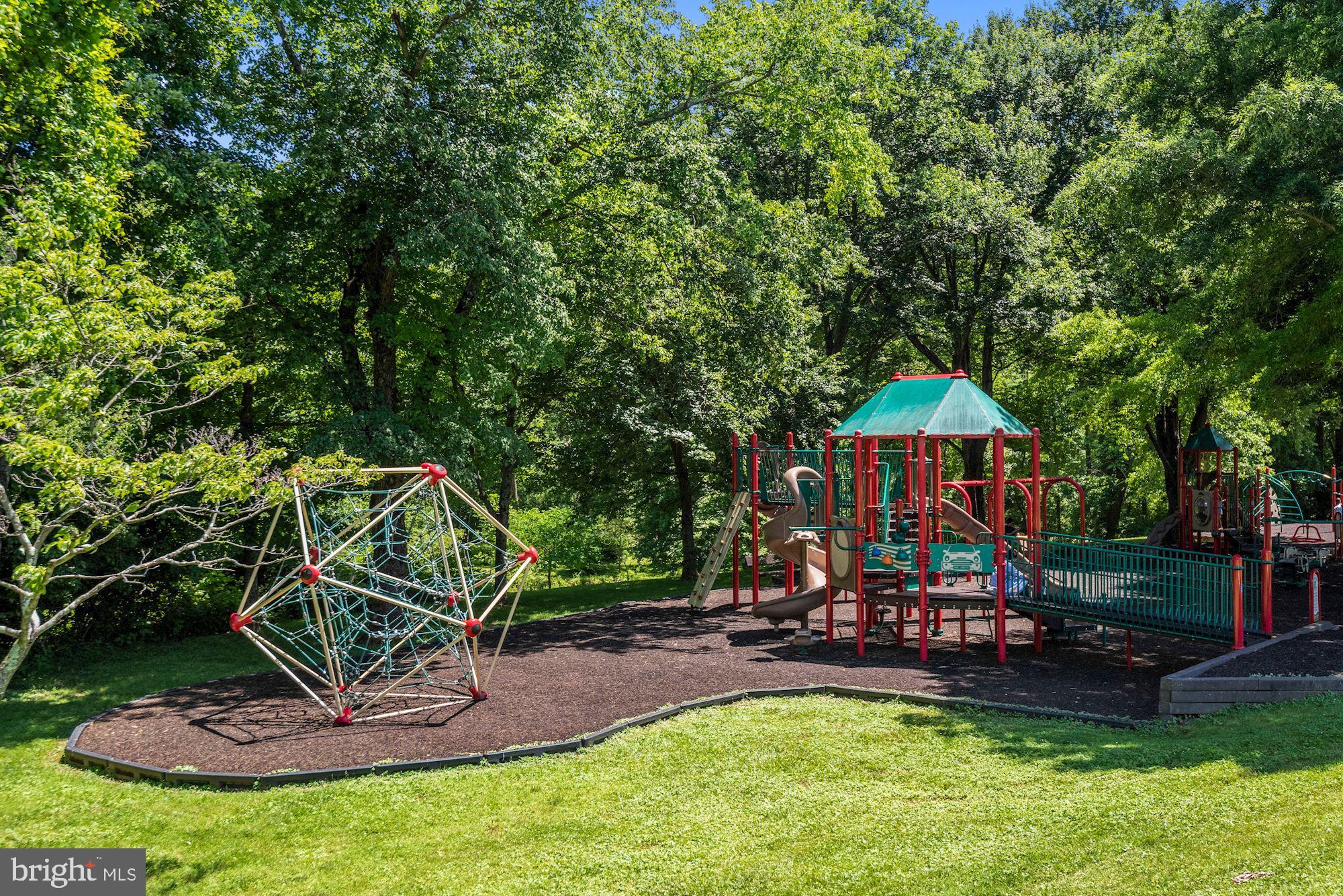 WEST END PARK - Residential