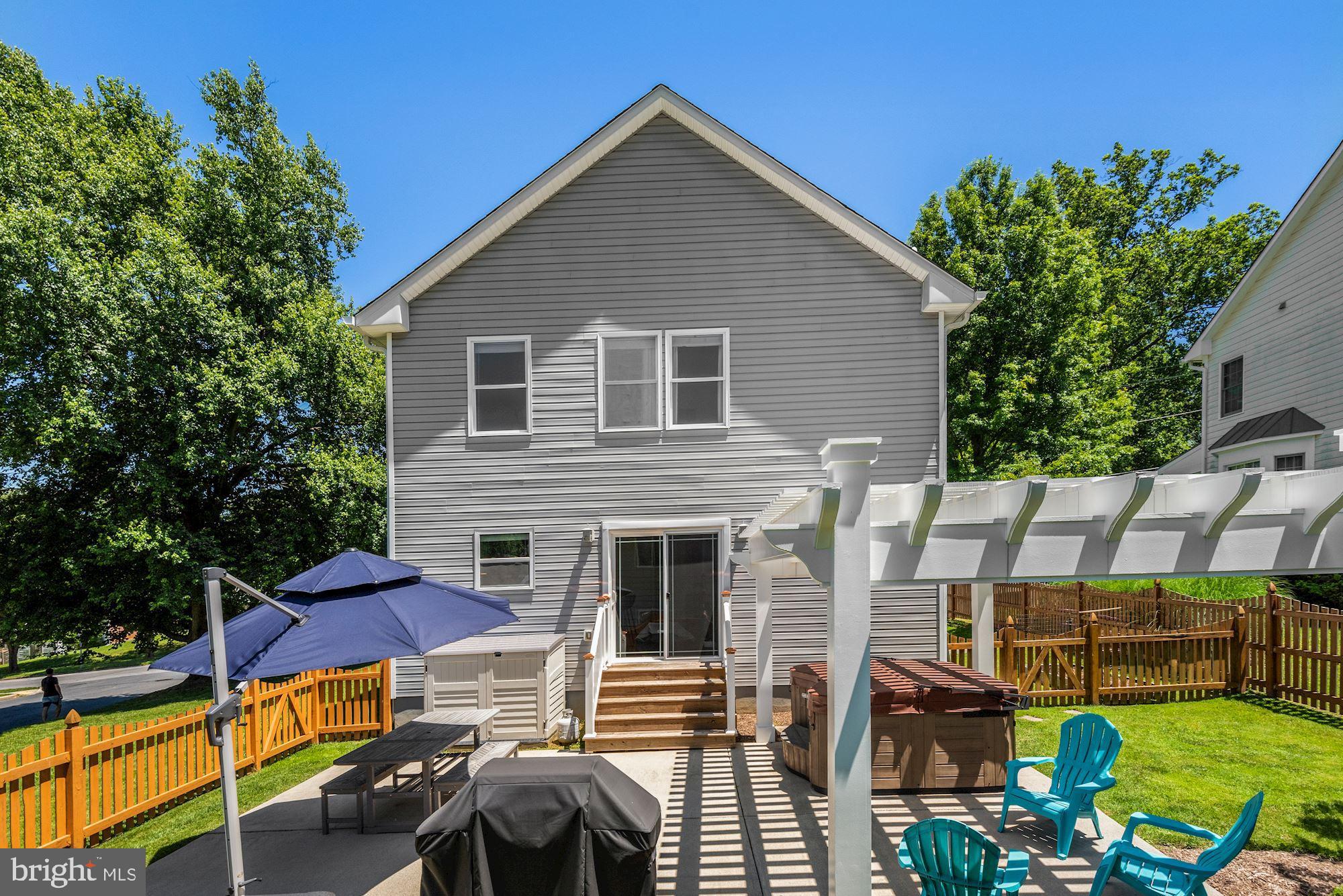 WEST END PARK - Residential