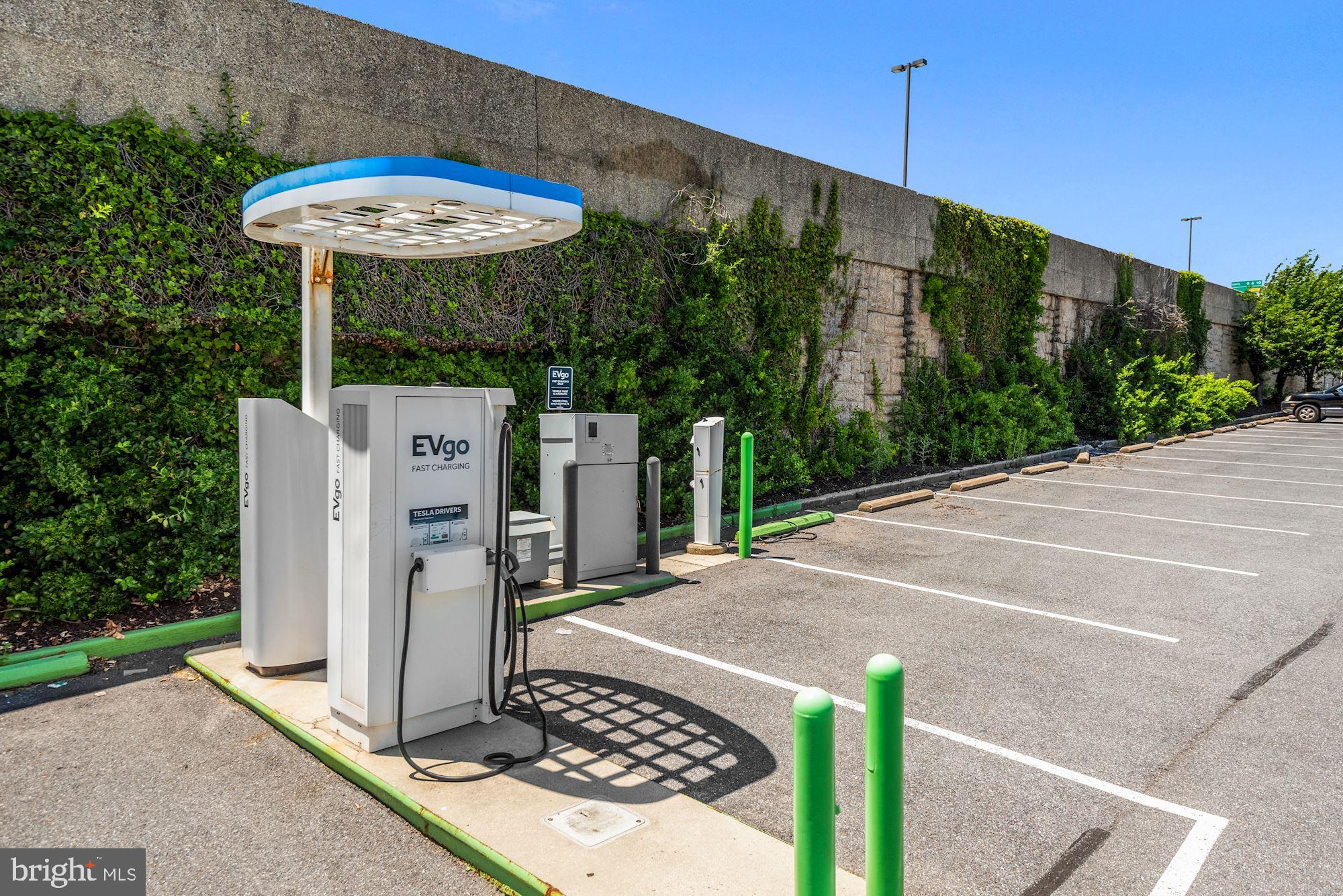 WEST END PARK - Residential