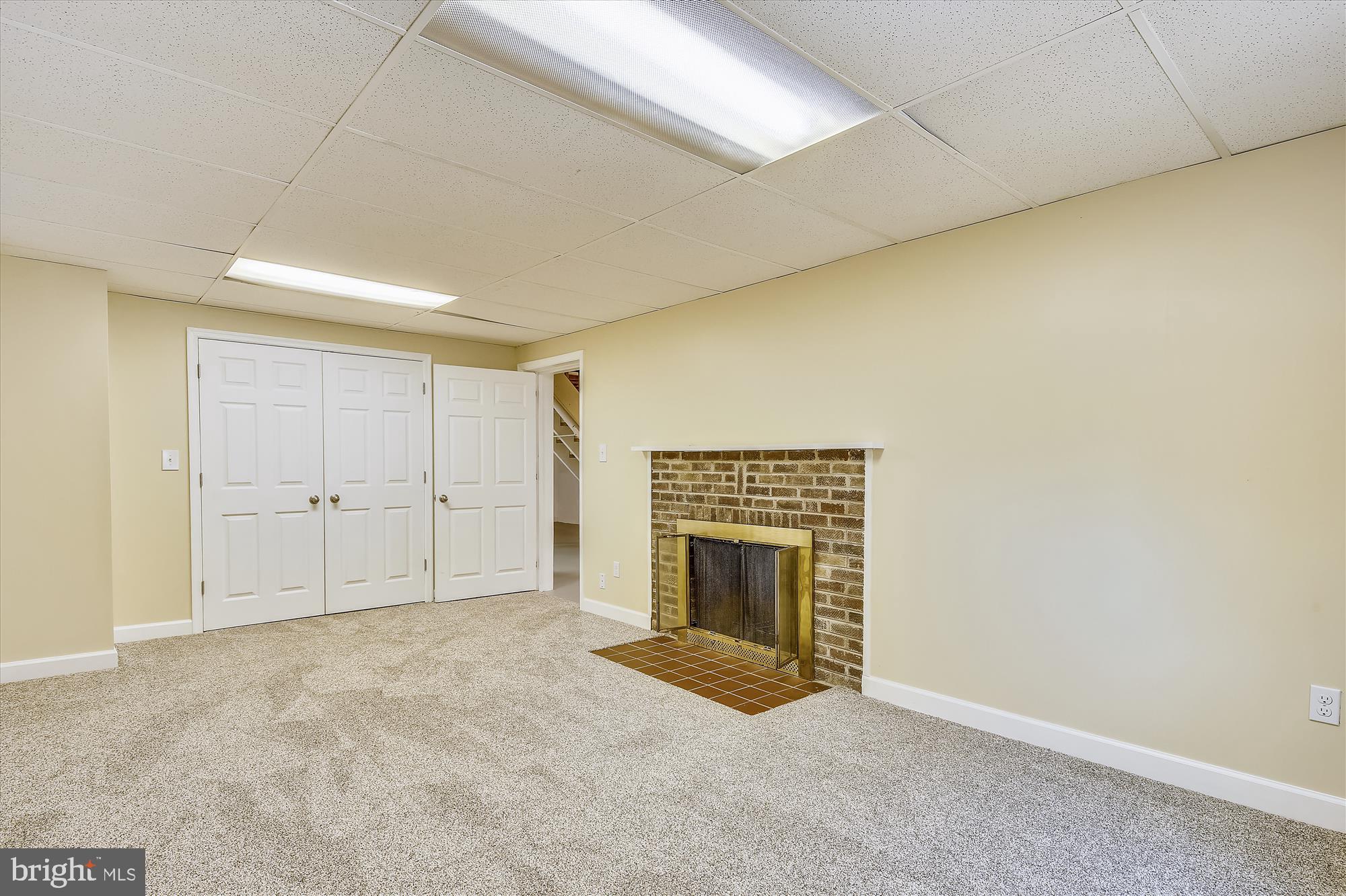 MT ZEPHYR - Residential Lease