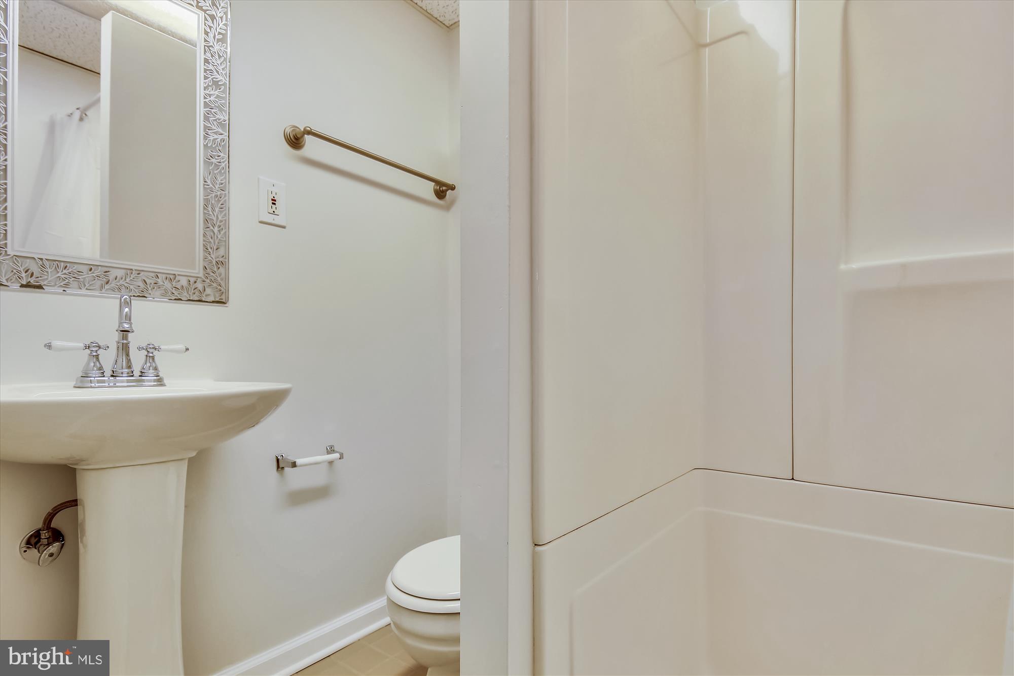 MT ZEPHYR - Residential Lease