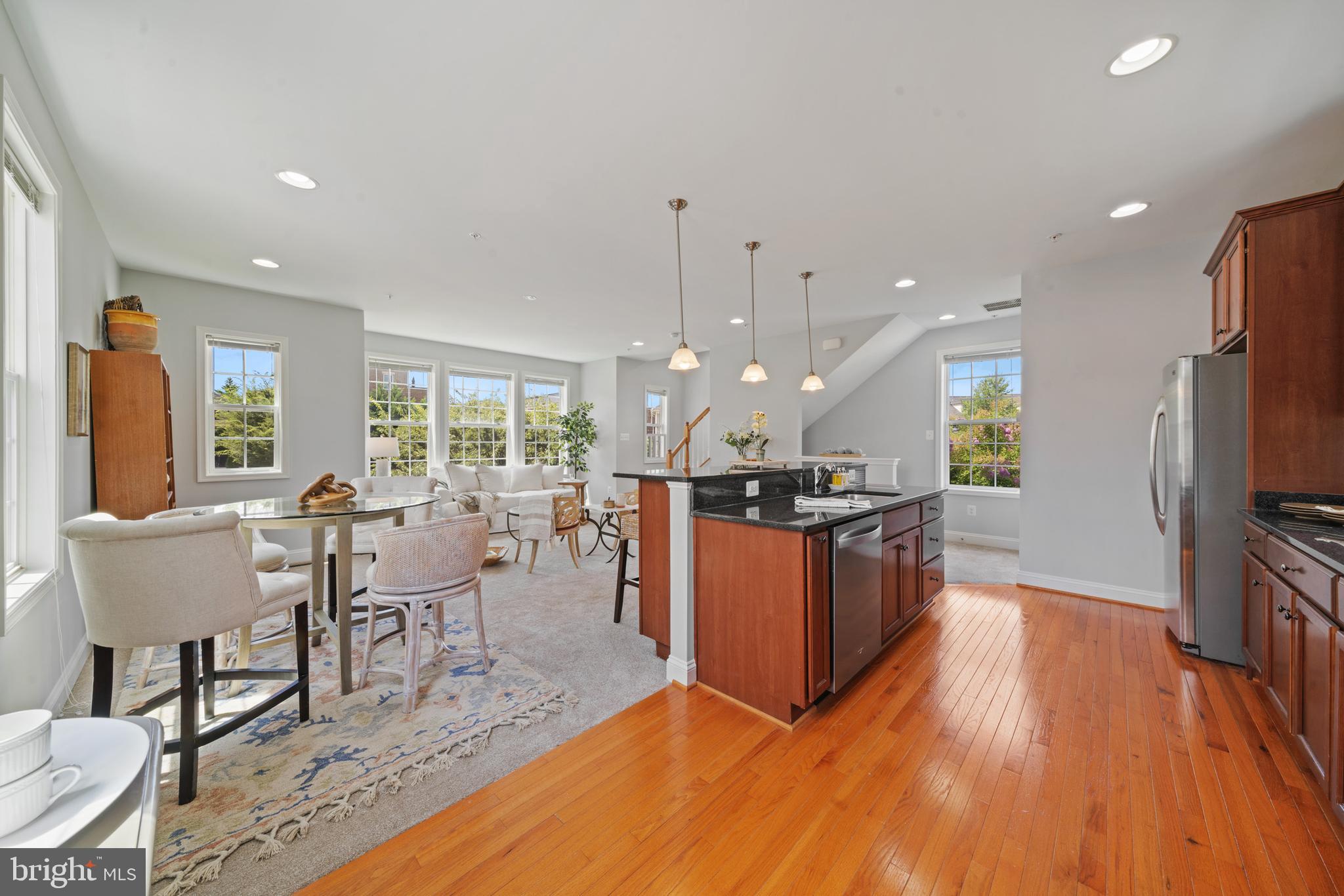 304 PARKVIEW AVENUE