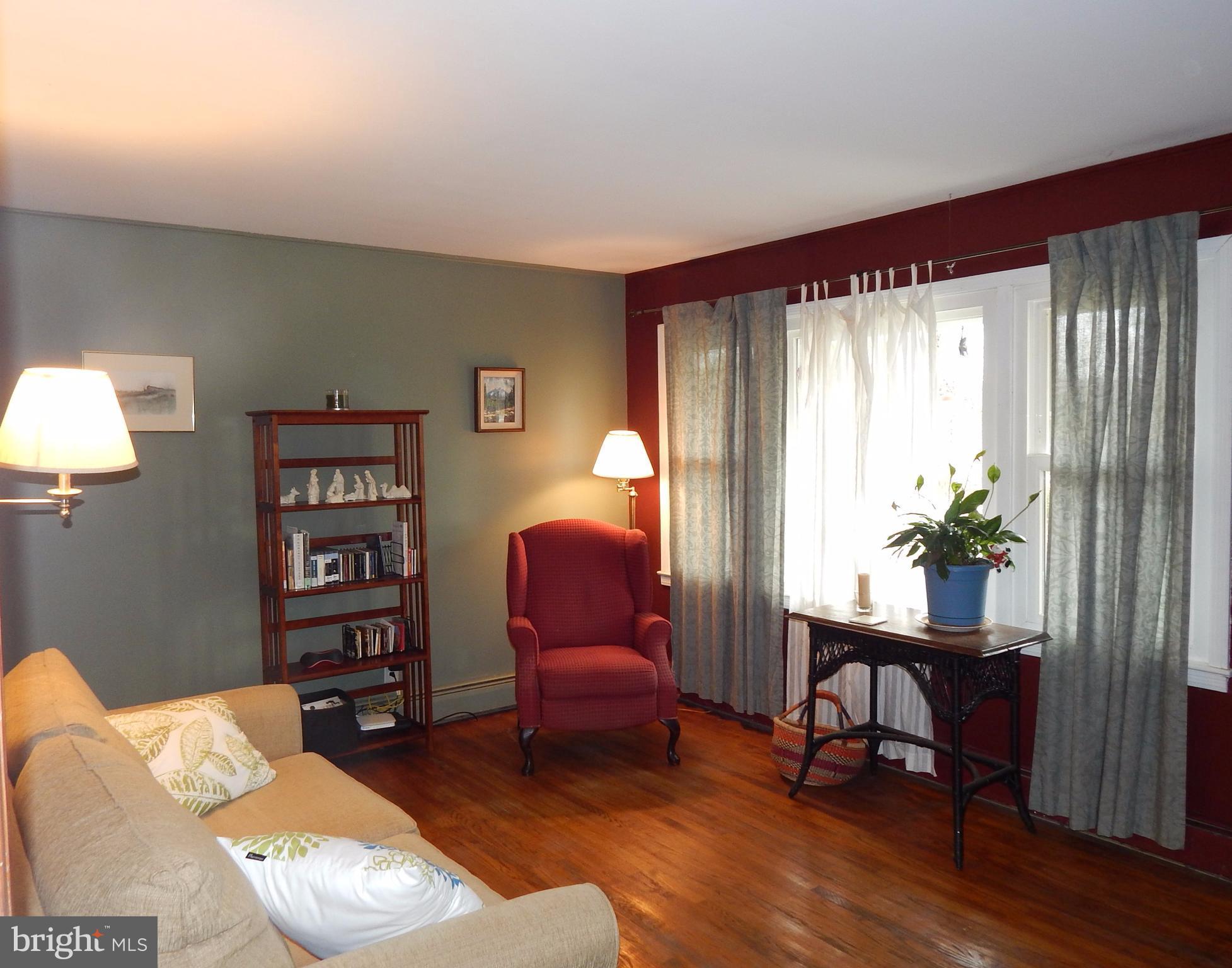 HAWTHORNE ACRES - Residential