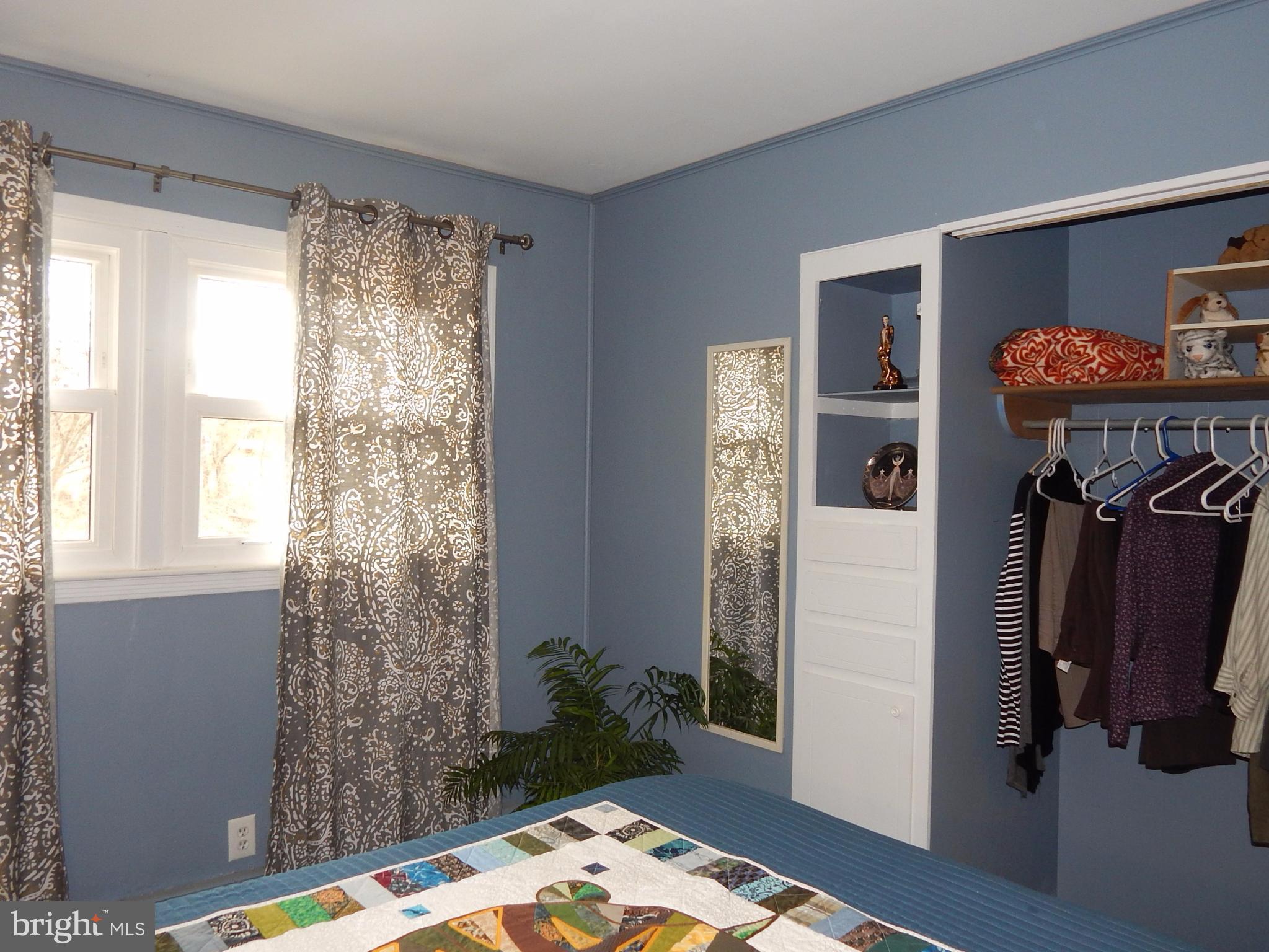 HAWTHORNE ACRES - Residential