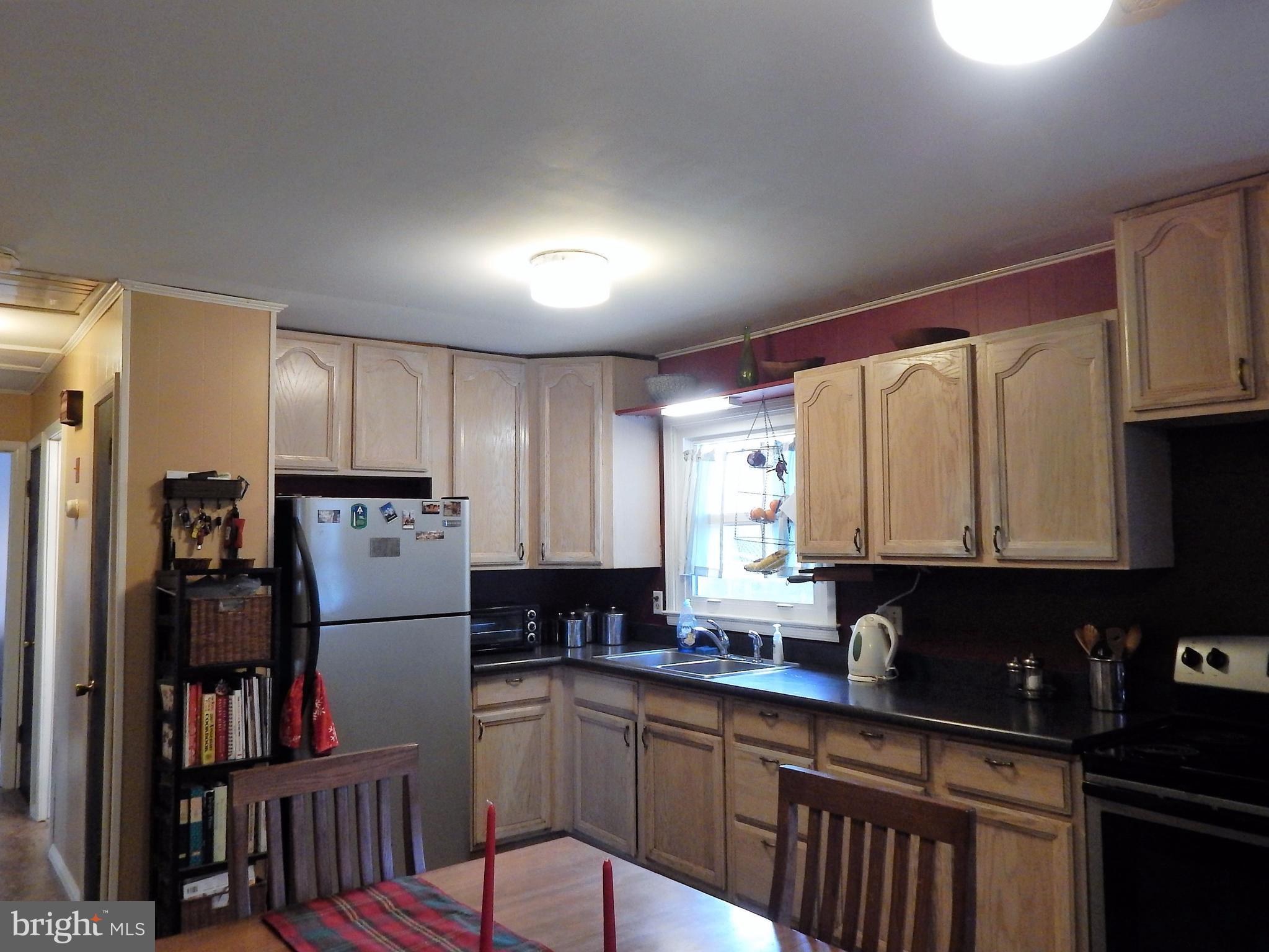 HAWTHORNE ACRES - Residential