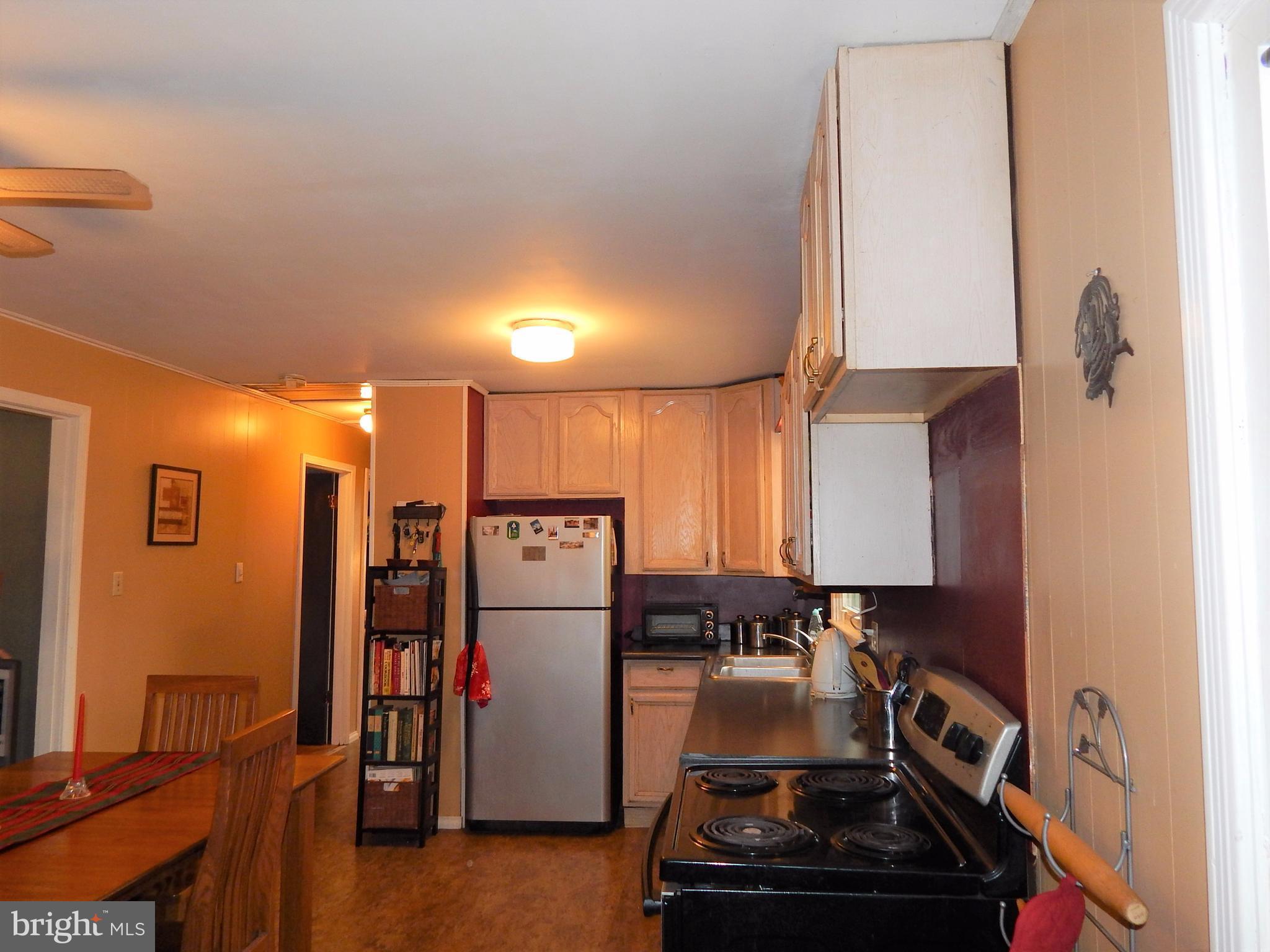 HAWTHORNE ACRES - Residential