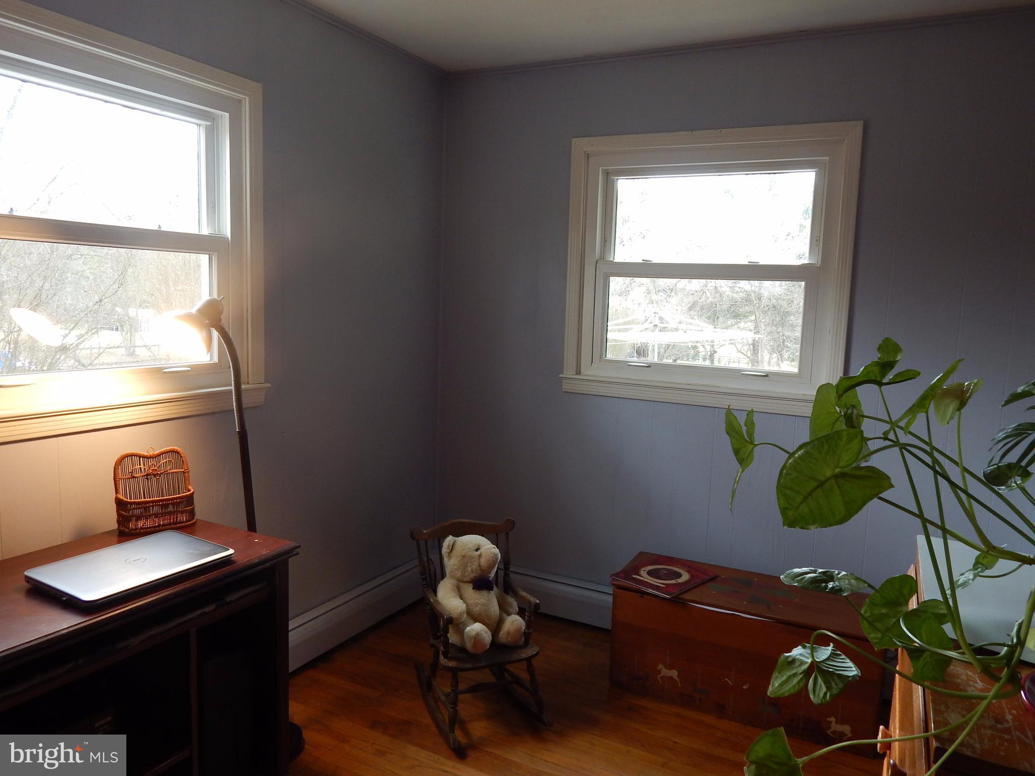 HAWTHORNE ACRES - Residential