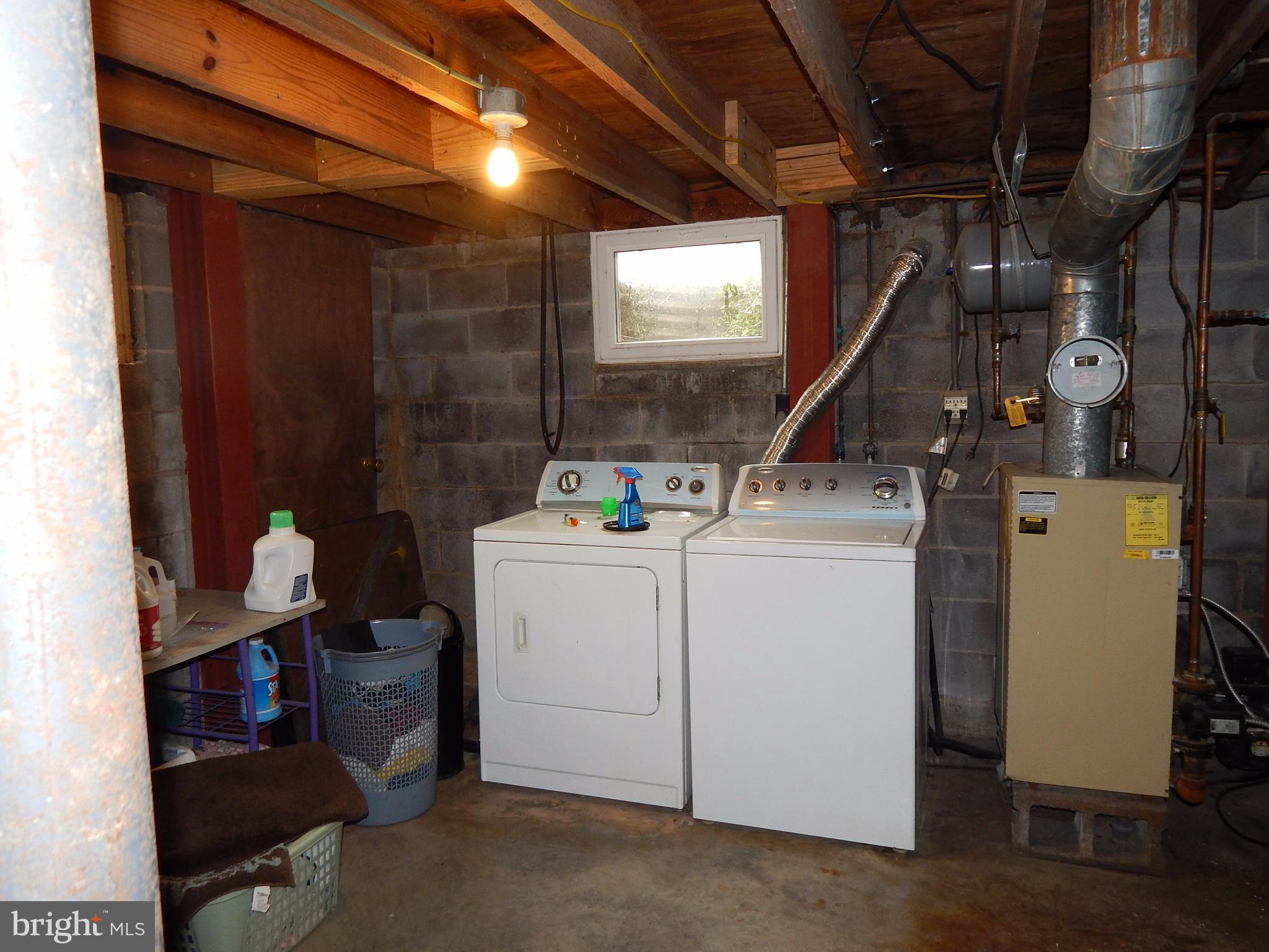 HAWTHORNE ACRES - Residential