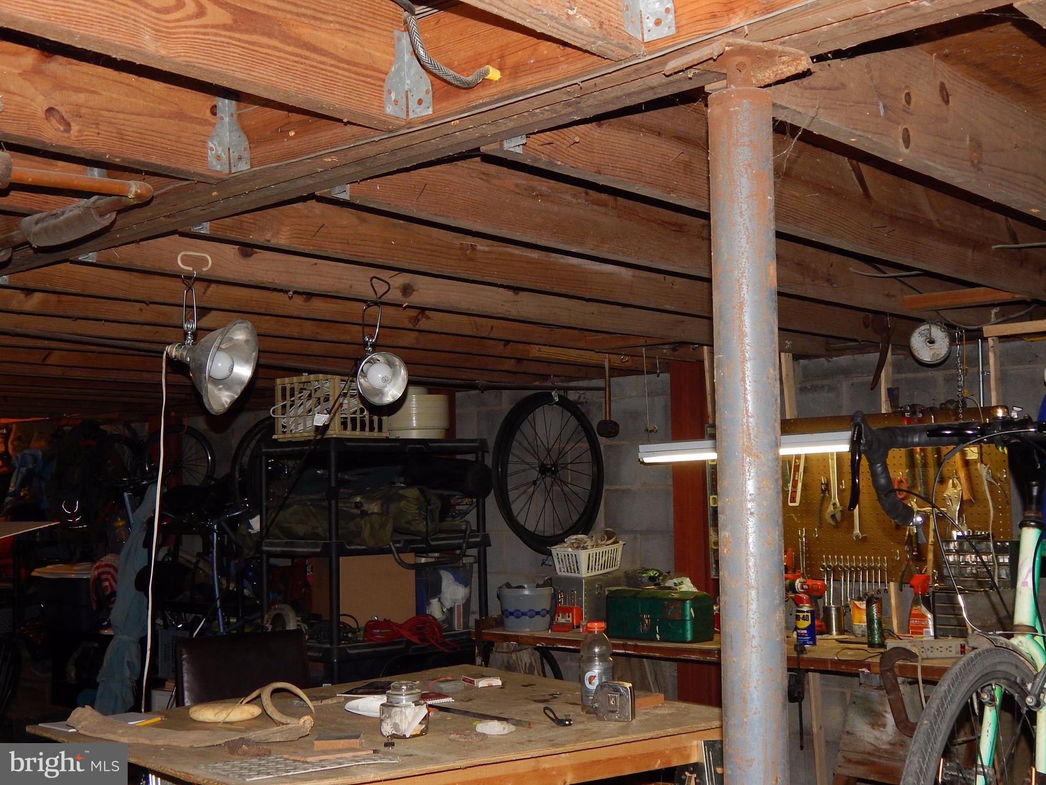 HAWTHORNE ACRES - Residential