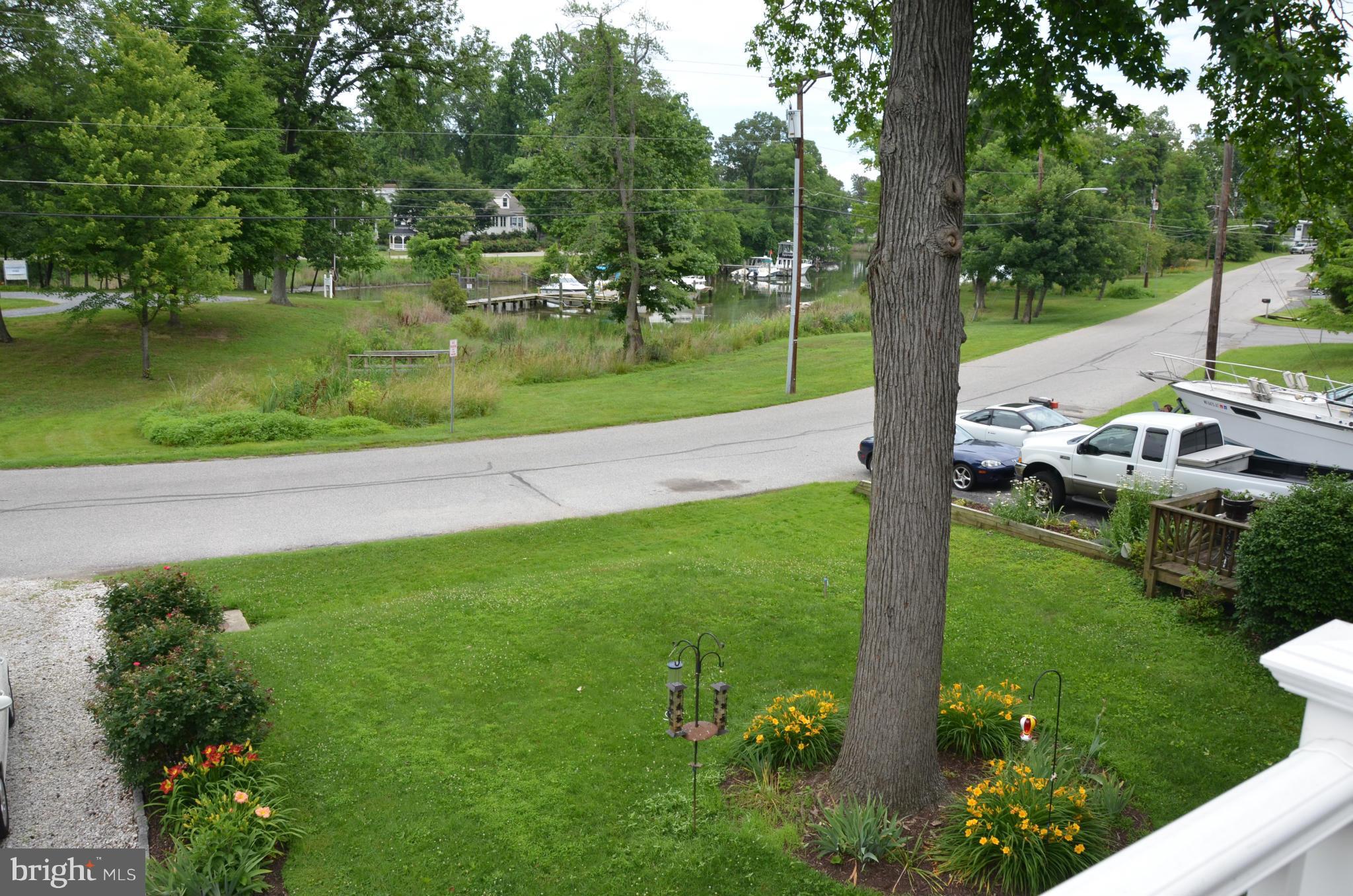 WOODLAND BEACH - Residential