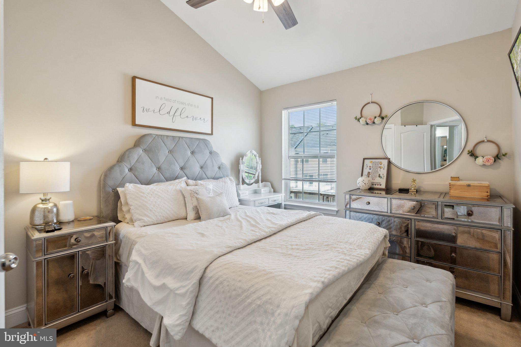 RIVER OAKS - Residential